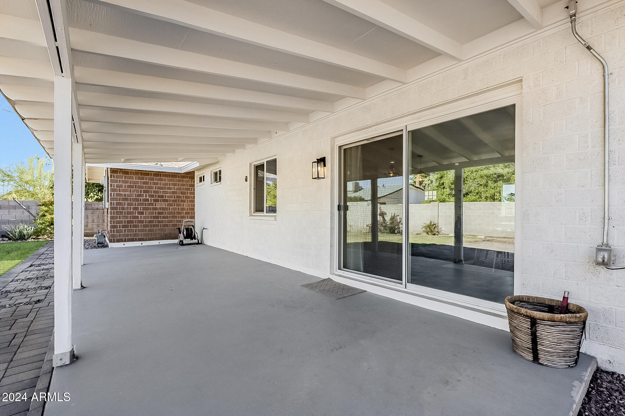 8644 E BONNIE ROSE Avenue