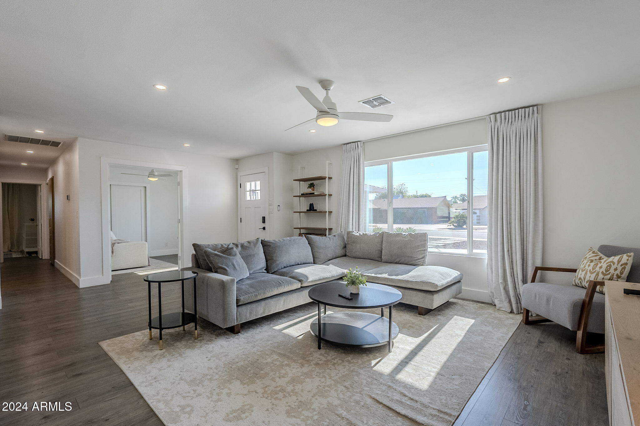 8644 E BONNIE ROSE Avenue