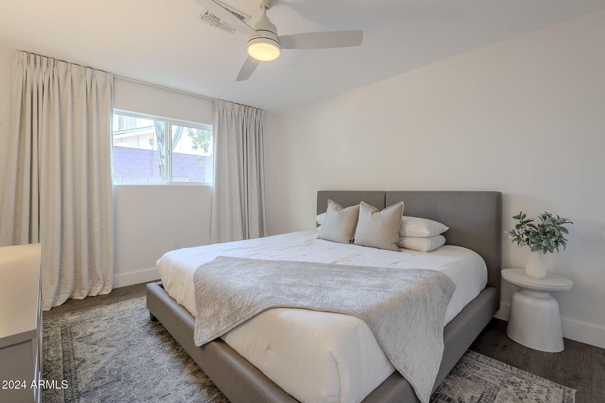 8644 E BONNIE ROSE Avenue