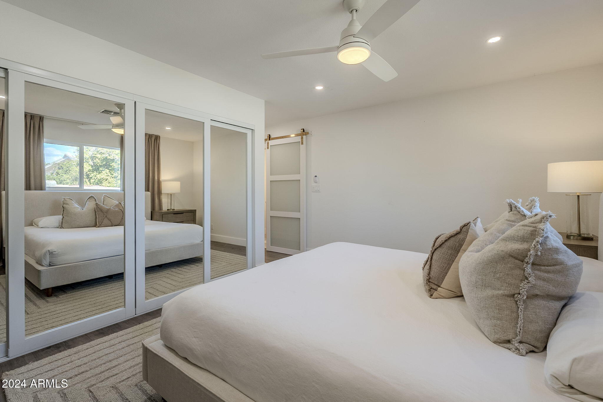 8644 E BONNIE ROSE Avenue