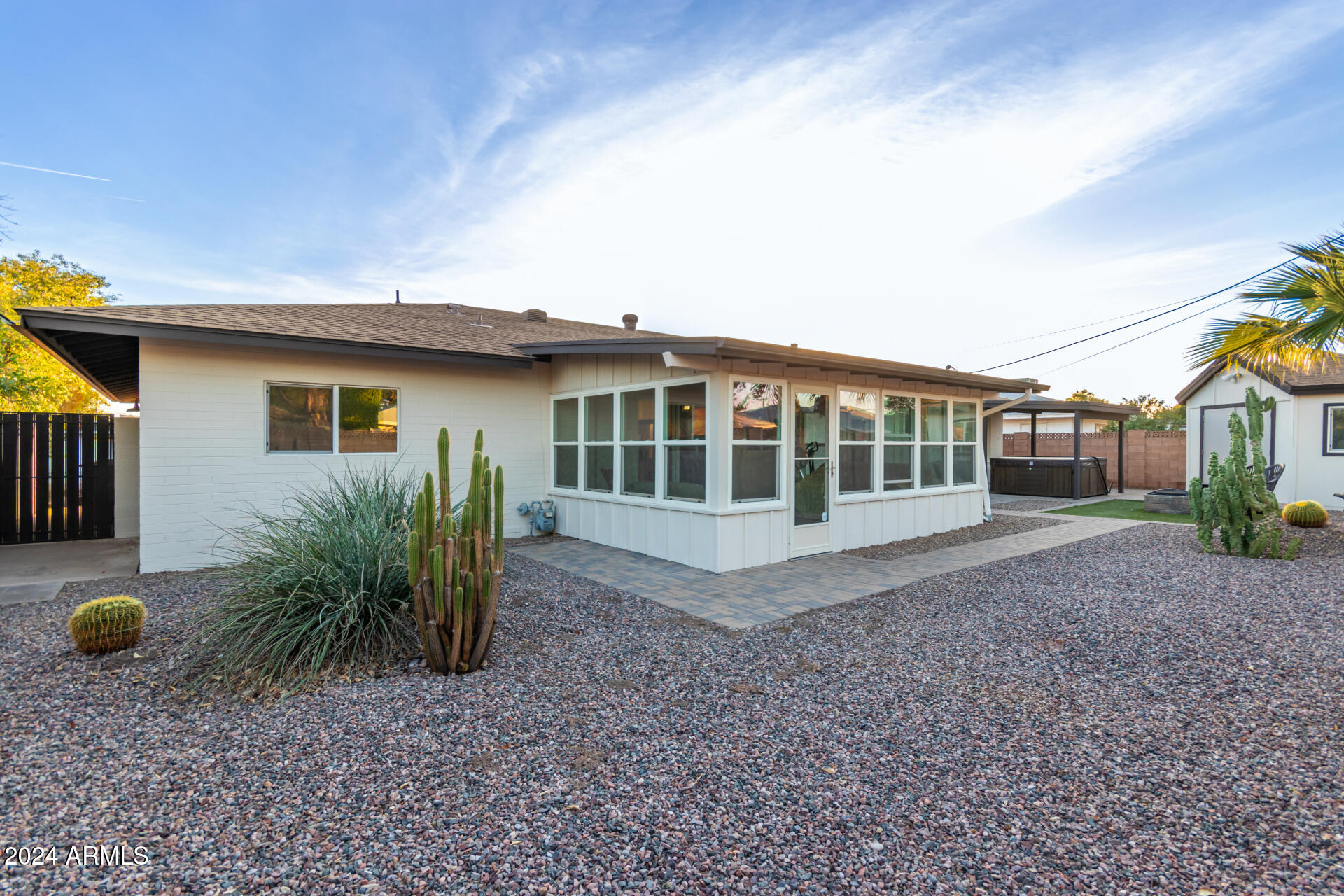 8302 E WILSHIRE Drive