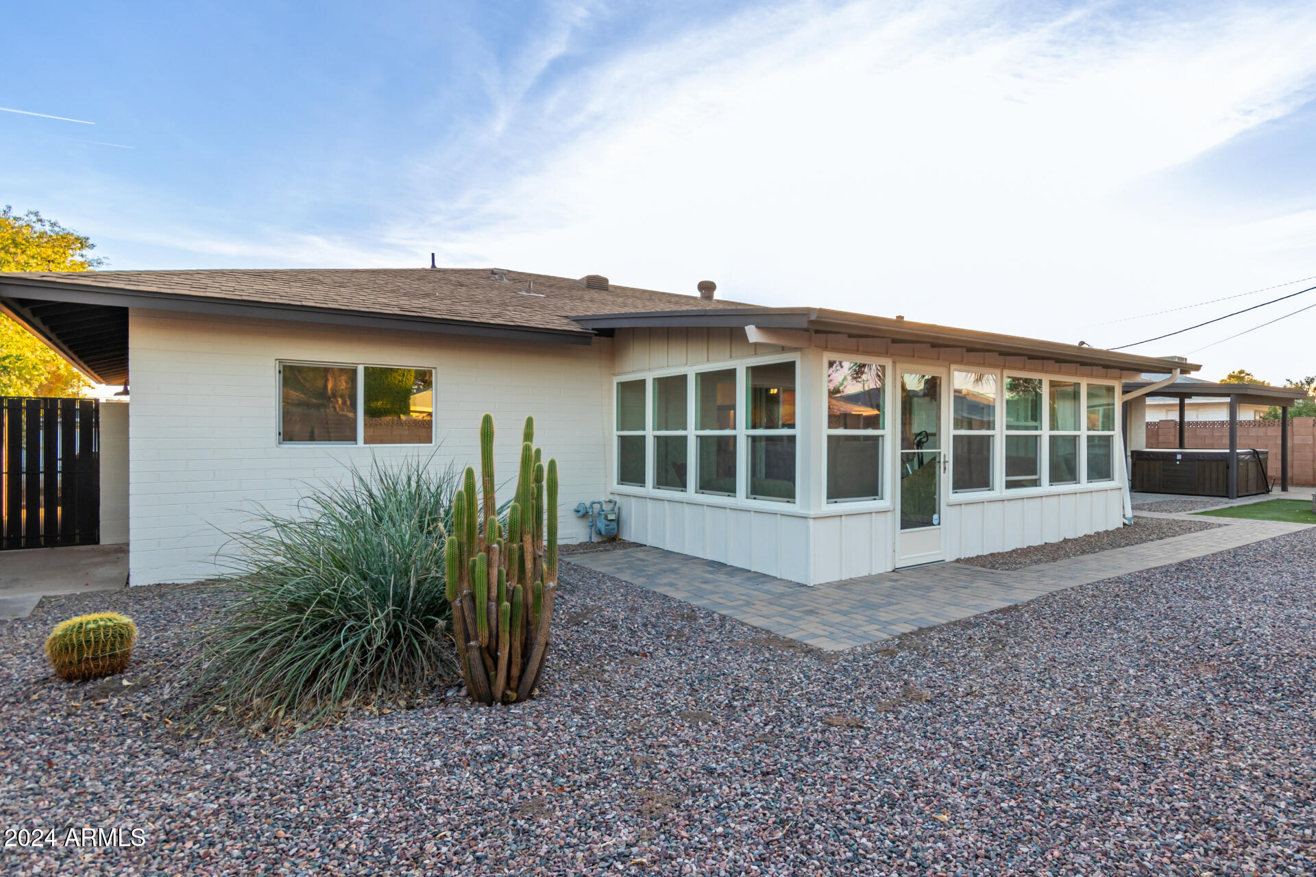 8302 E WILSHIRE Drive