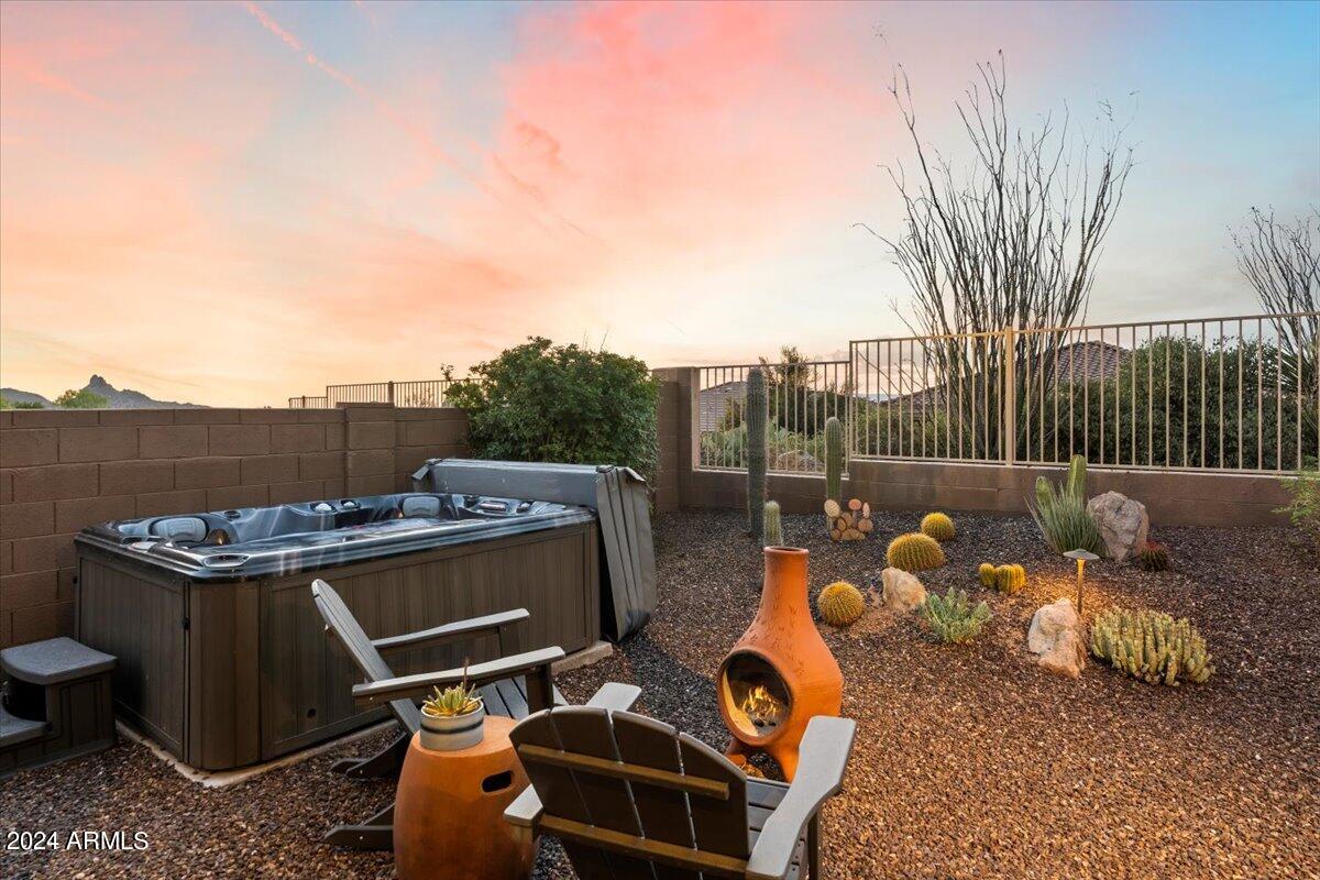 11542 E CHRISTMAS CHOLLA Drive