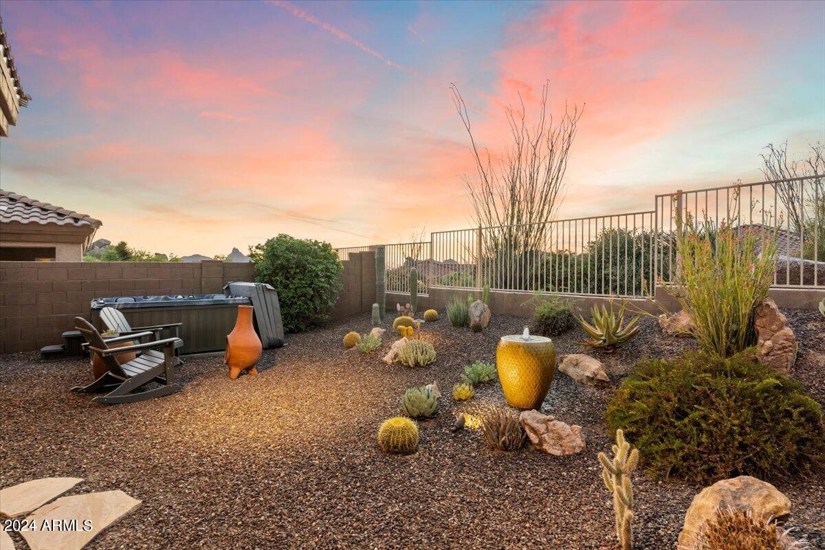11542 E CHRISTMAS CHOLLA Drive