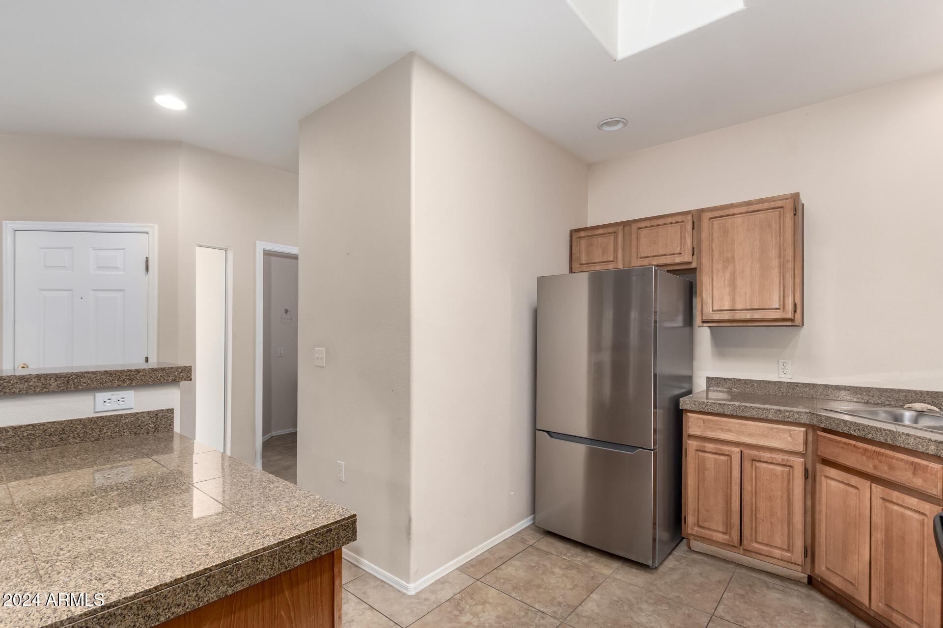 3221 N 37TH Street, 26