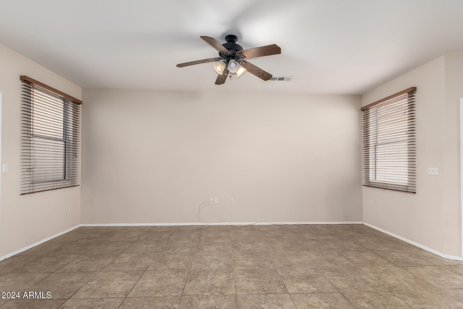 3221 N 37TH Street, 26