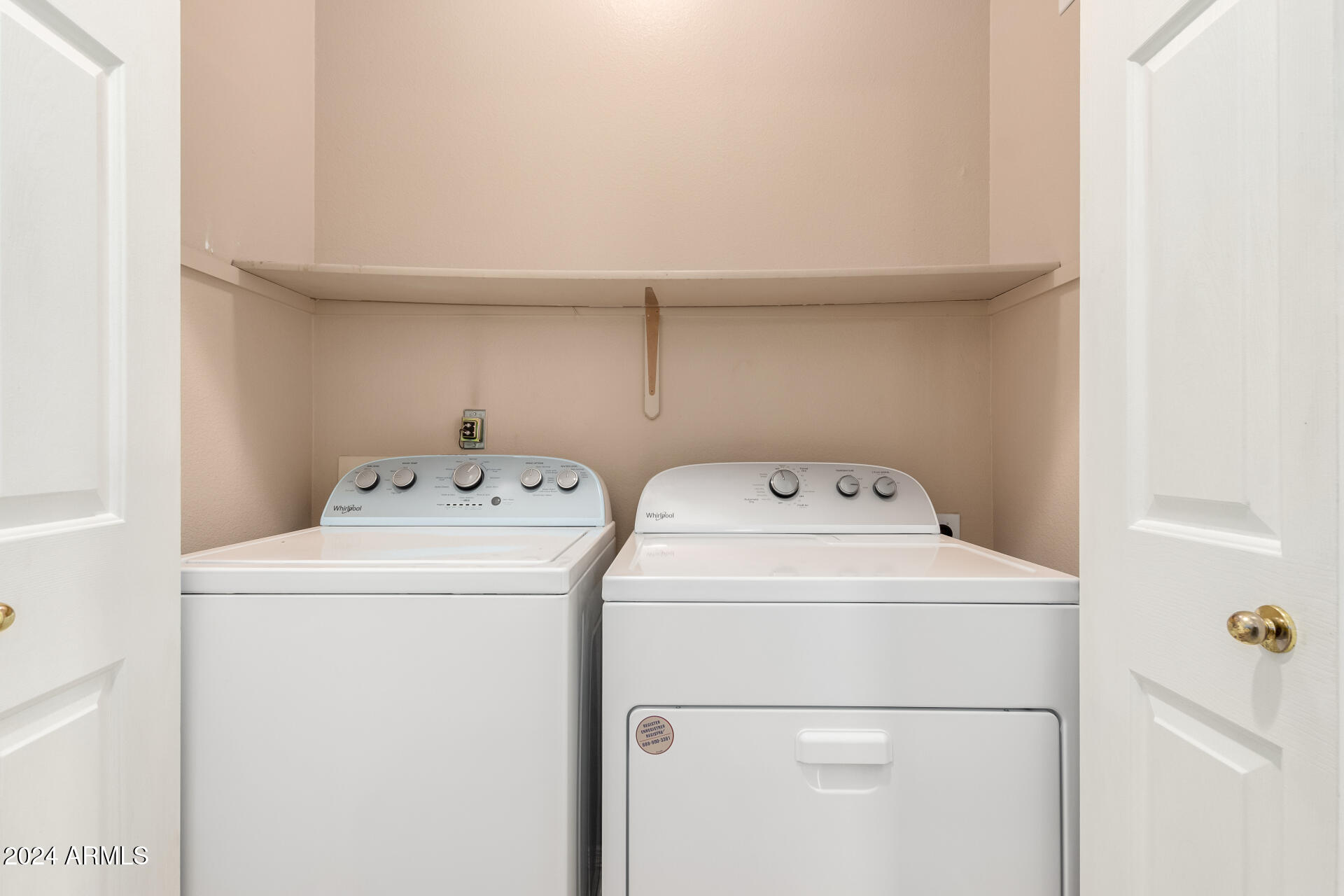 3221 N 37TH Street, 26