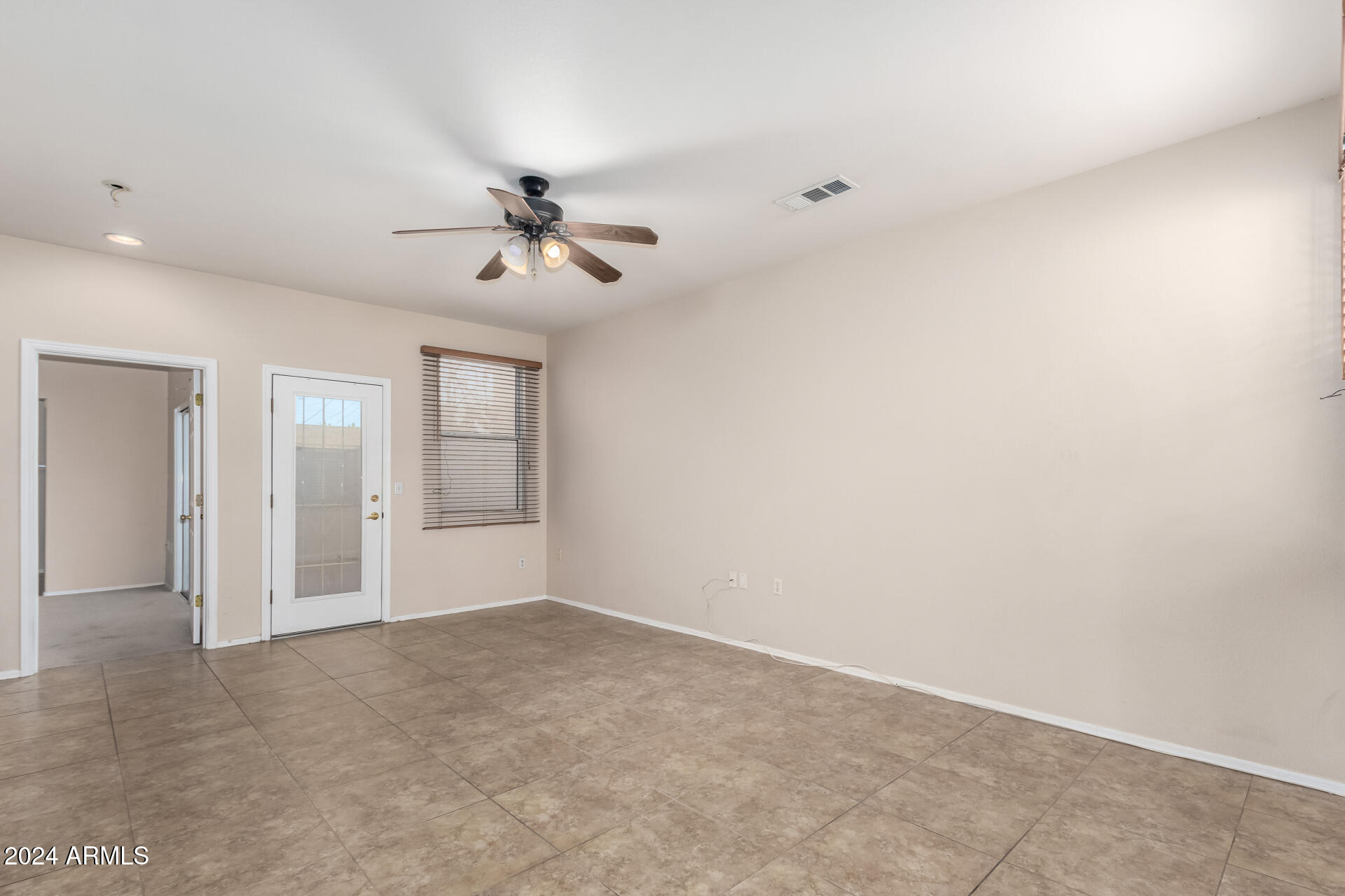 3221 N 37TH Street, 26