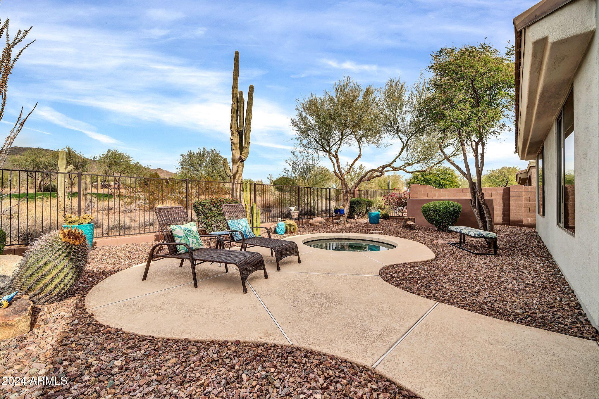 2410 W Muirfield Drive