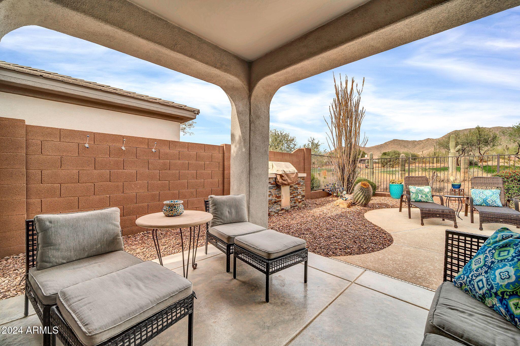 2410 W Muirfield Drive