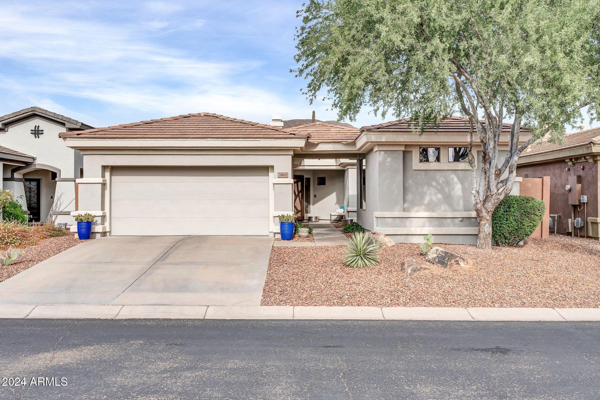 2410 W Muirfield Drive