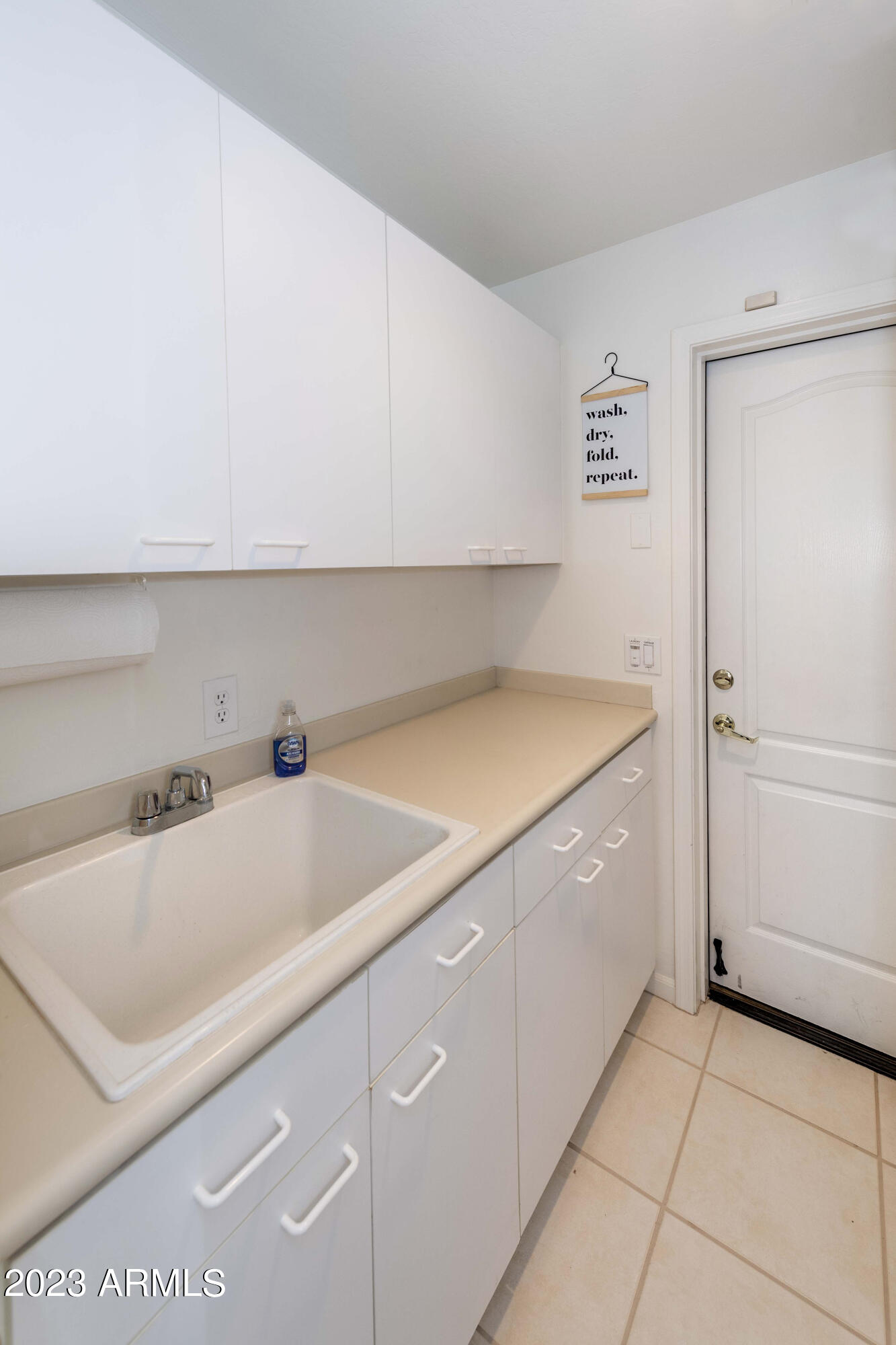 7979 E PRINCESS Drive, 7