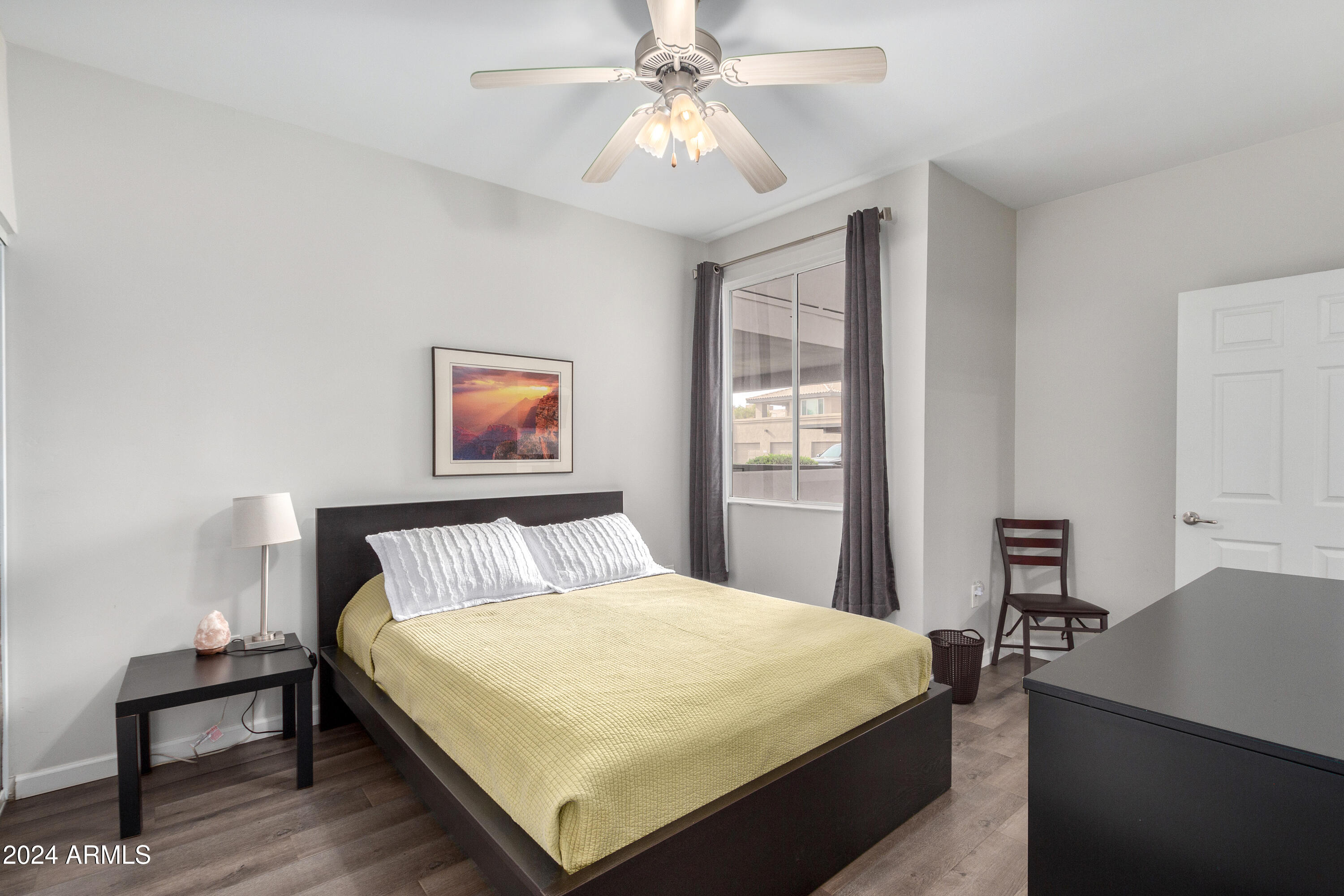 7009 E ACOMA Drive, 1143