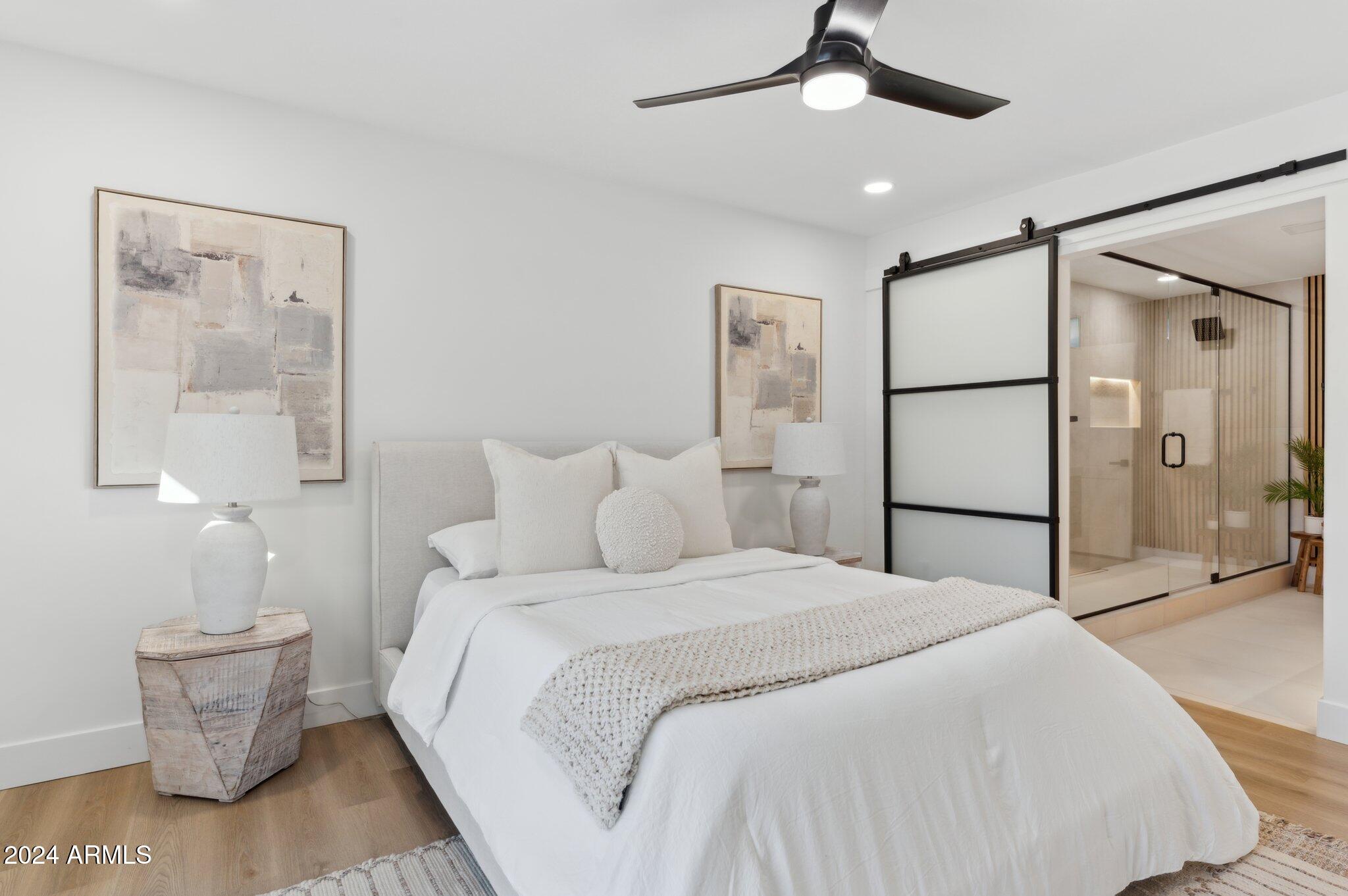 5030 E WINCHCOMB Drive