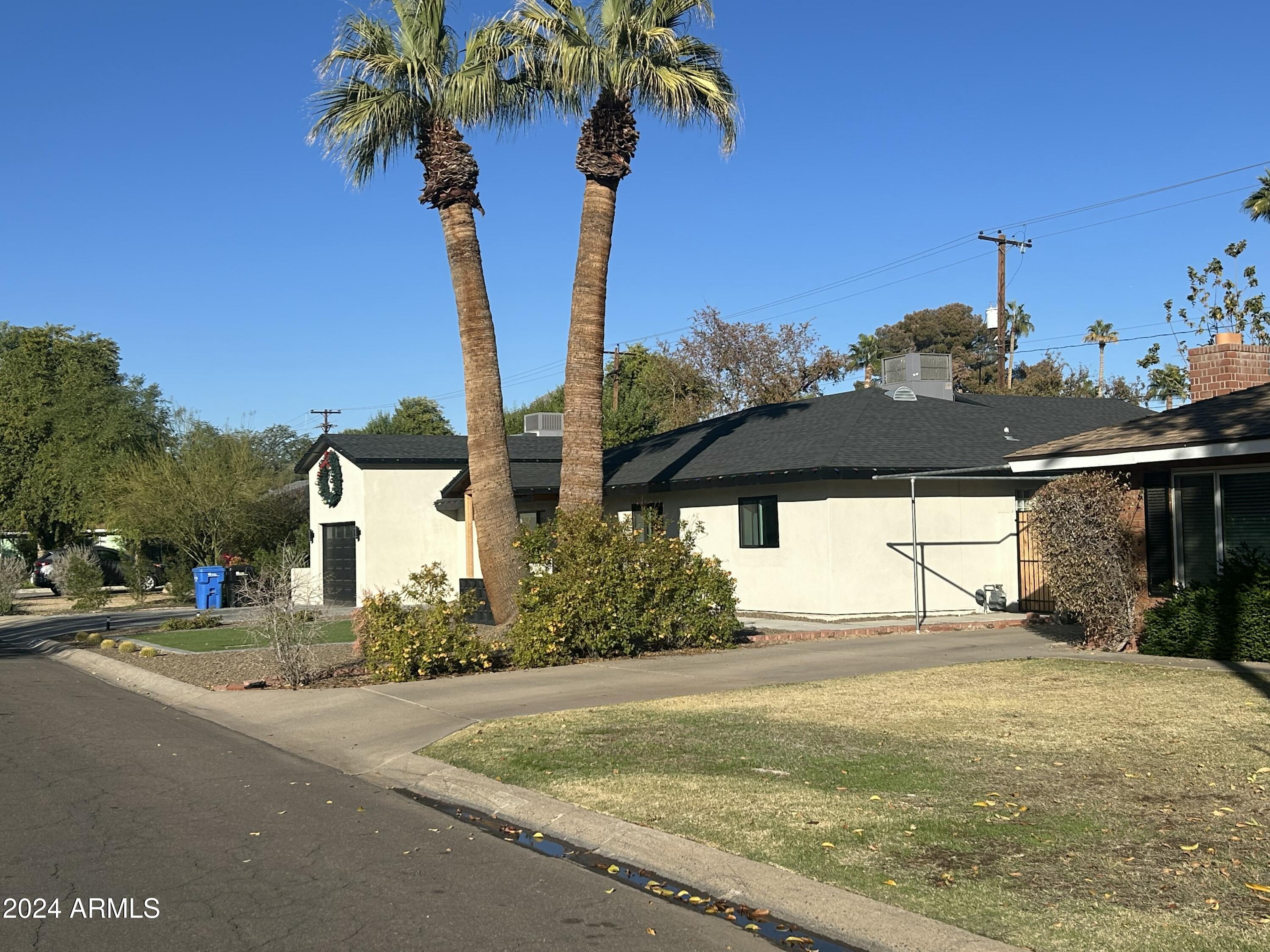 5217 N 18TH Place