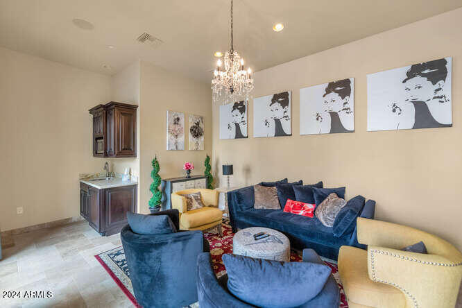 5301 E VIA BUENA Vista