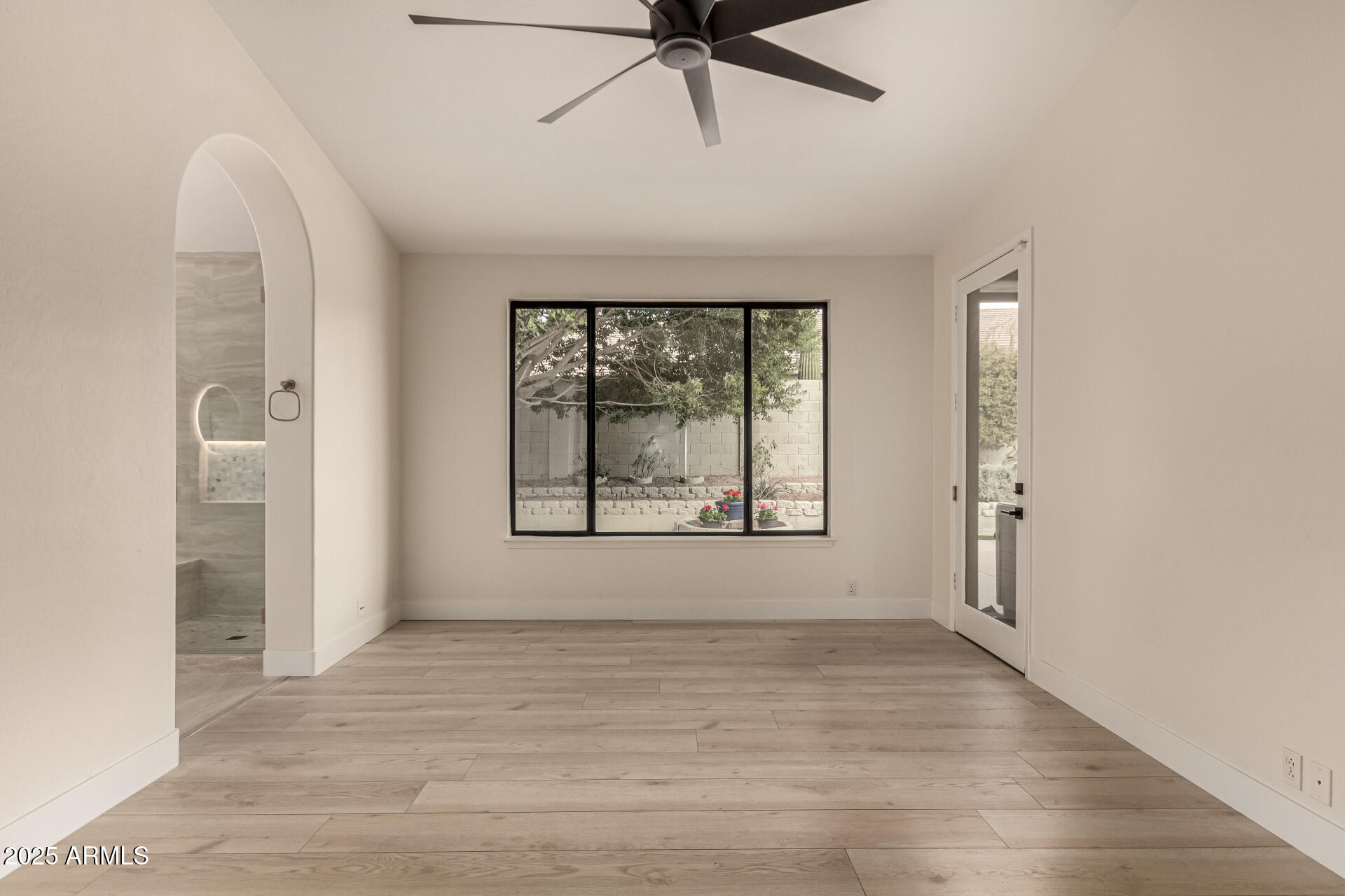 4584 E CHISUM Trail