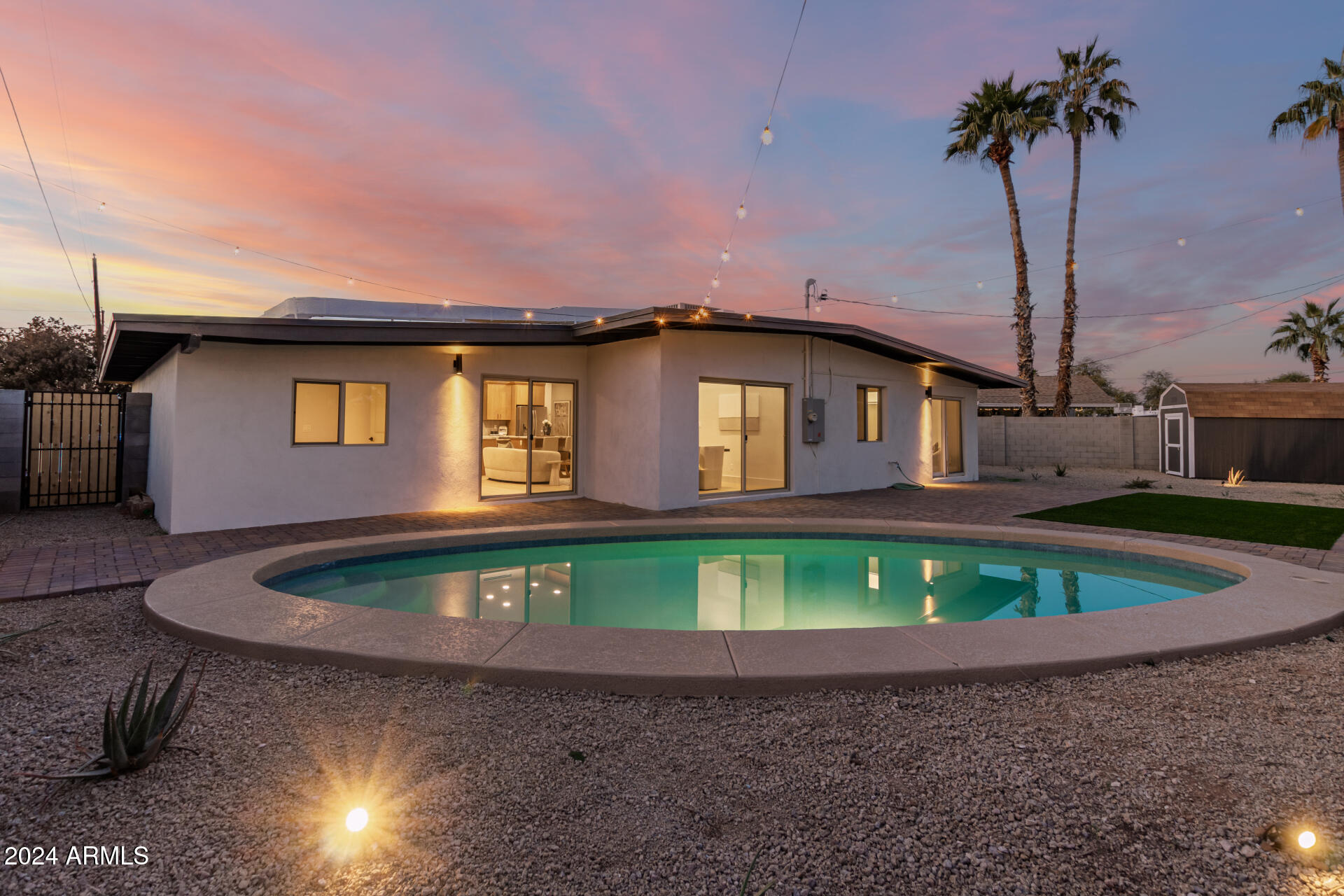 3753 E PARADISE Drive