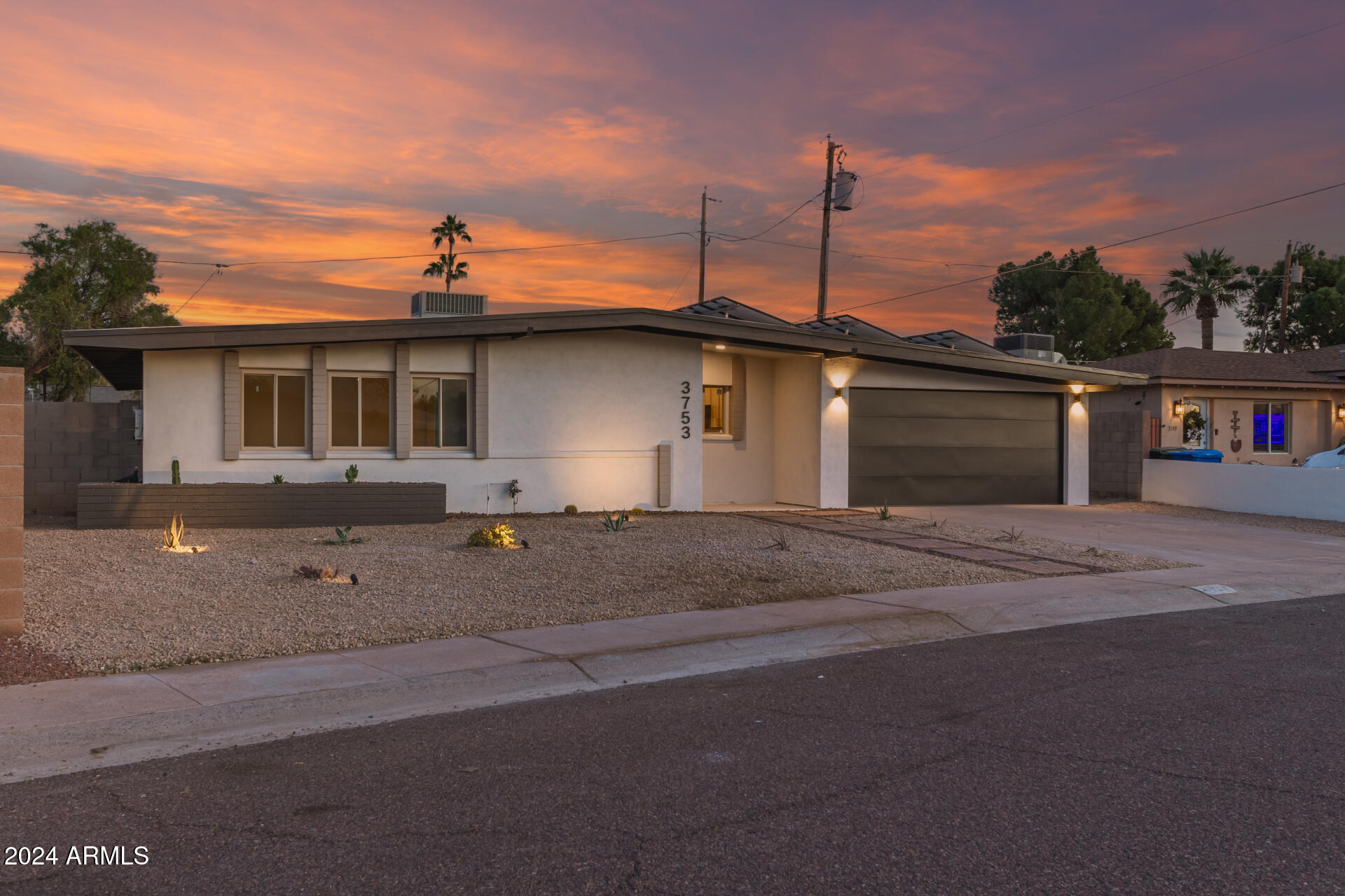 3753 E PARADISE Drive