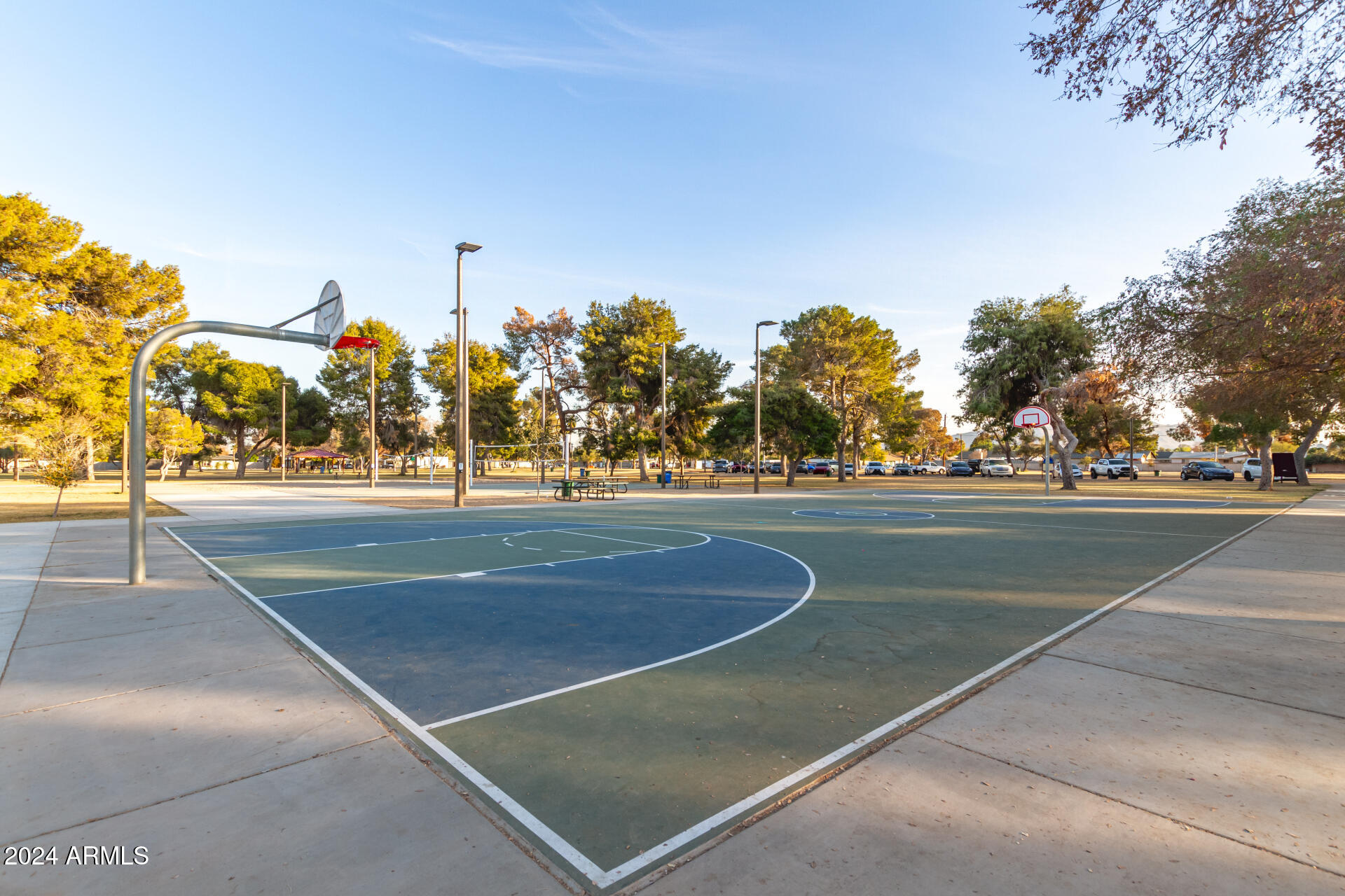 3753 E PARADISE Drive