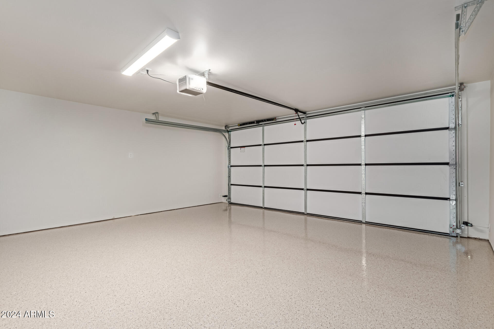 3753 E PARADISE Drive