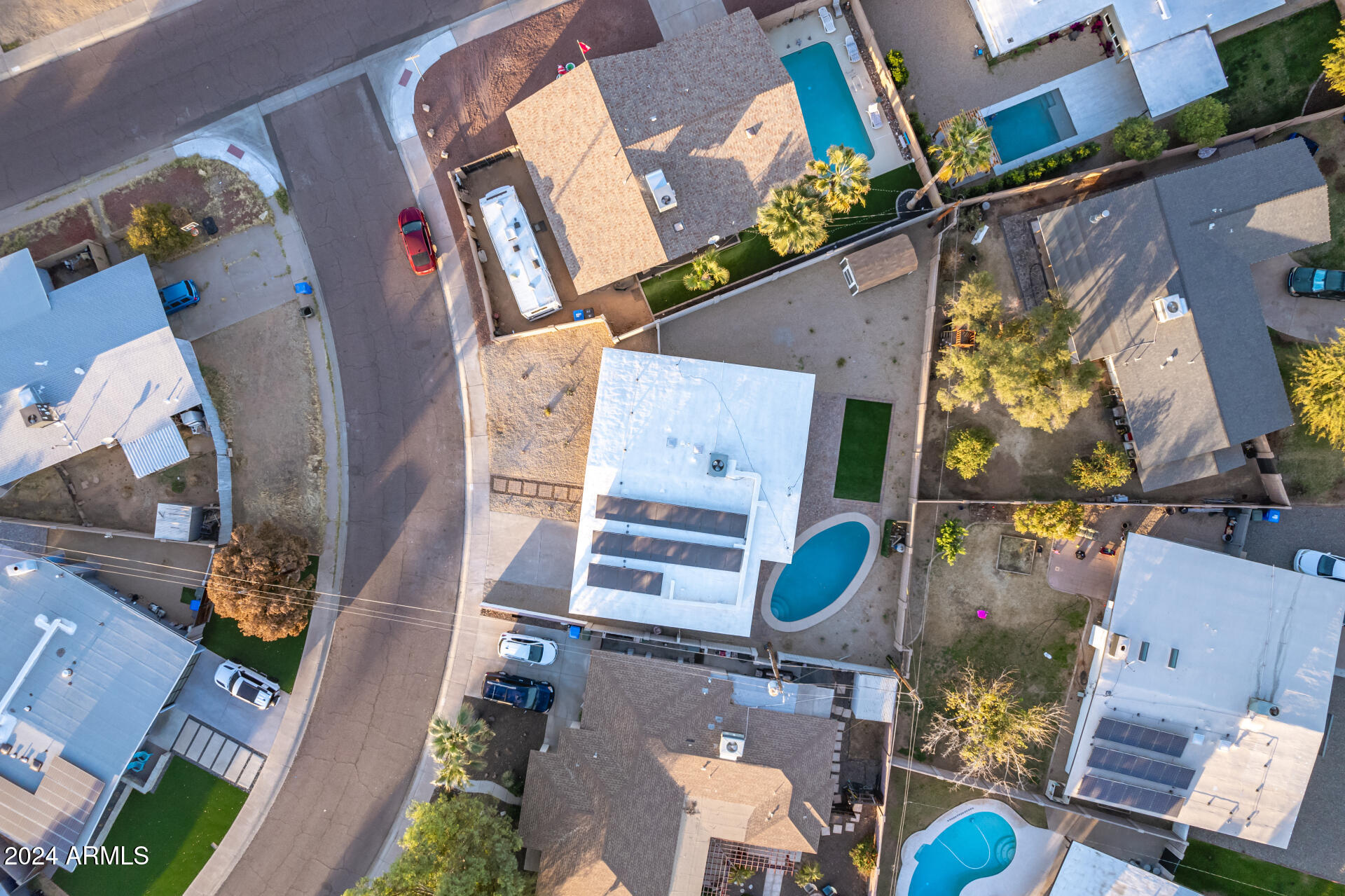 3753 E PARADISE Drive