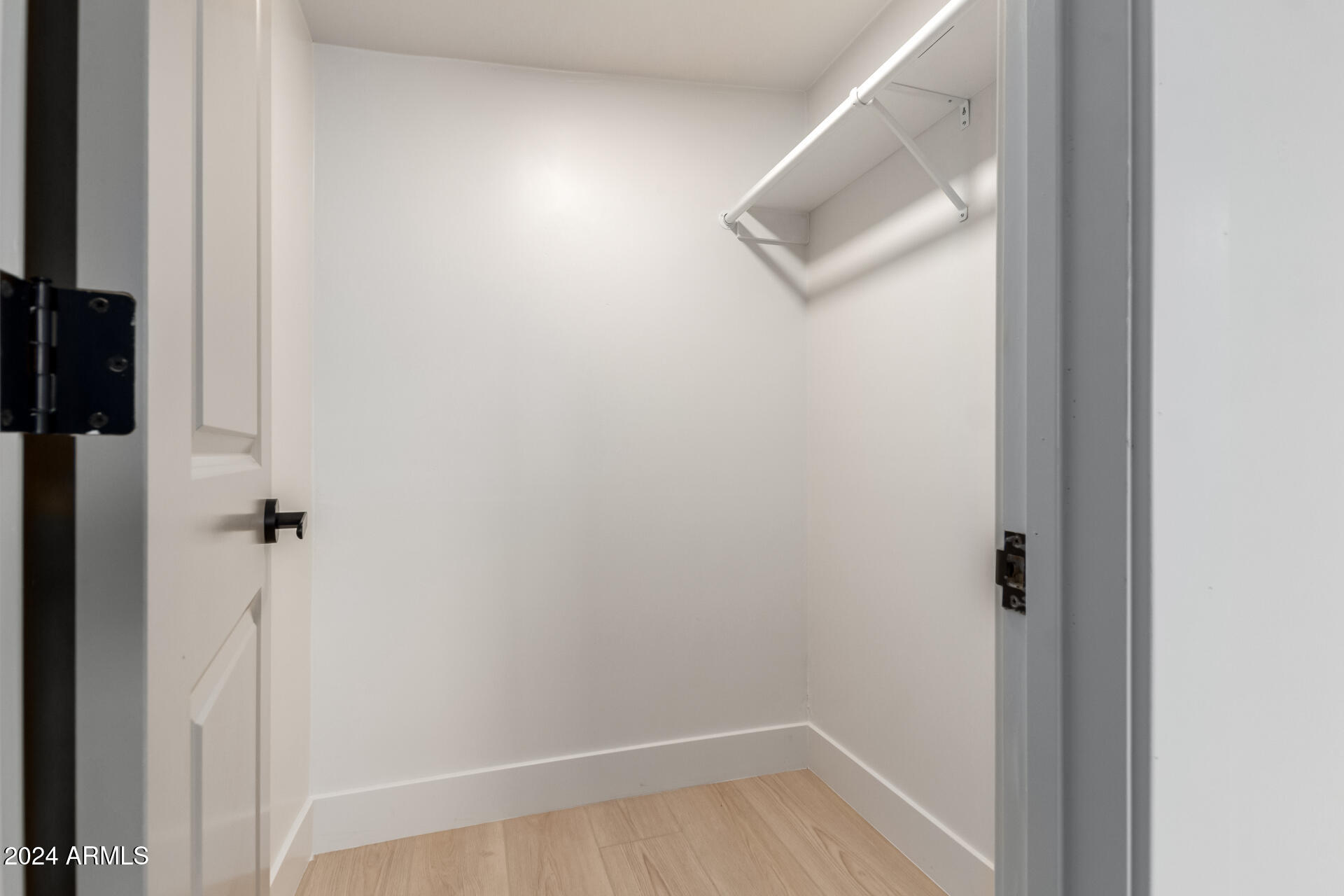 3753 E PARADISE Drive