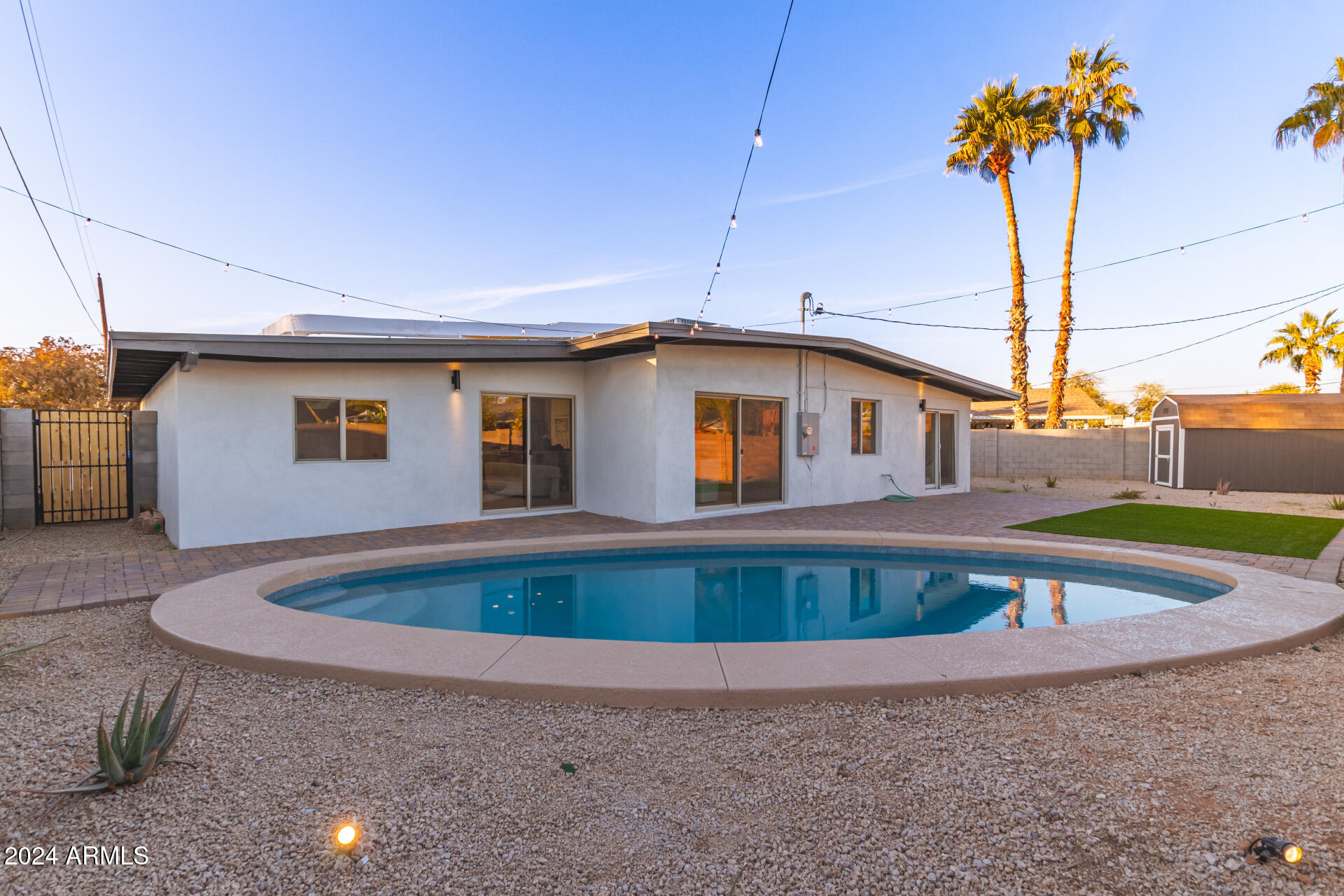 3753 E PARADISE Drive