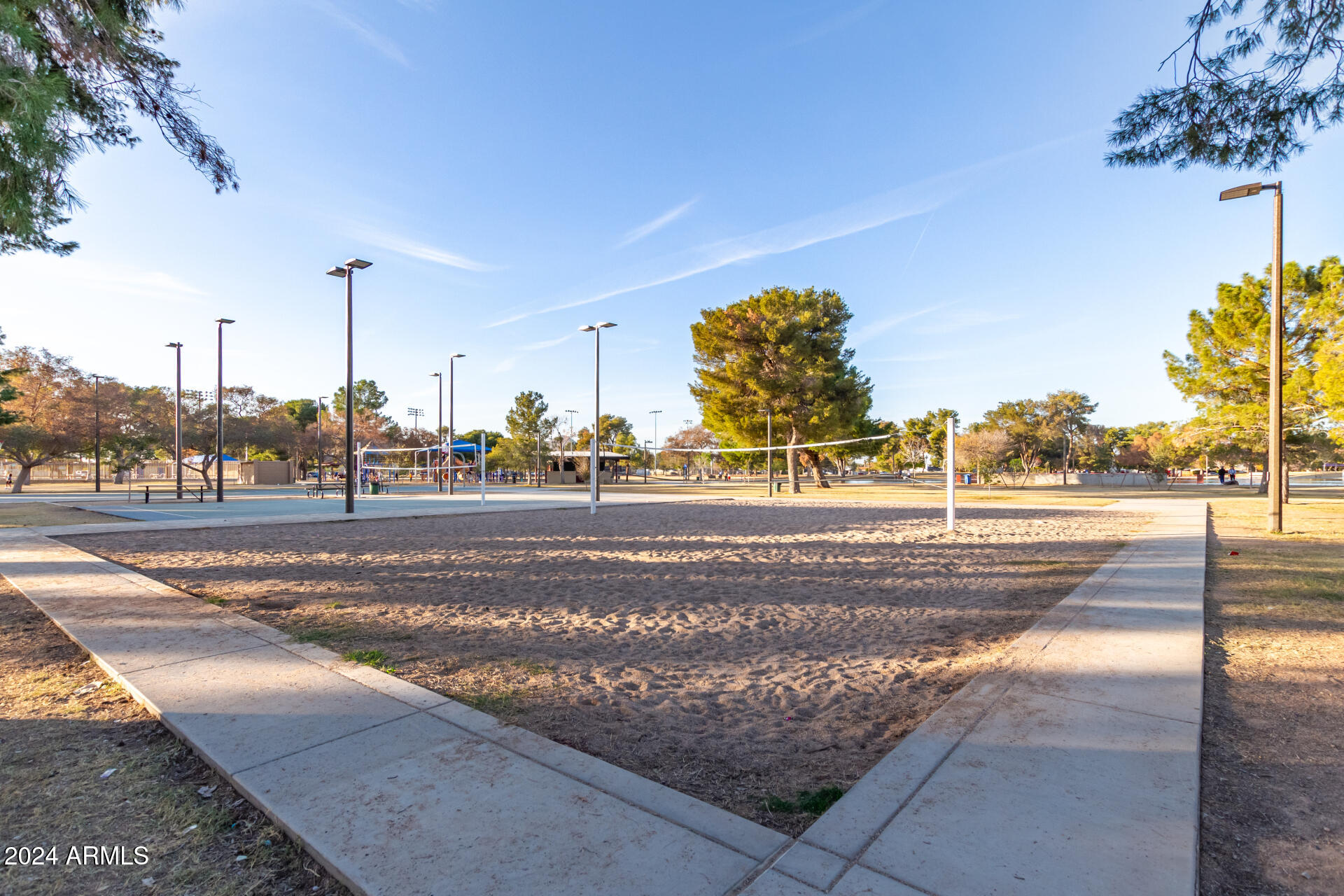 3753 E PARADISE Drive