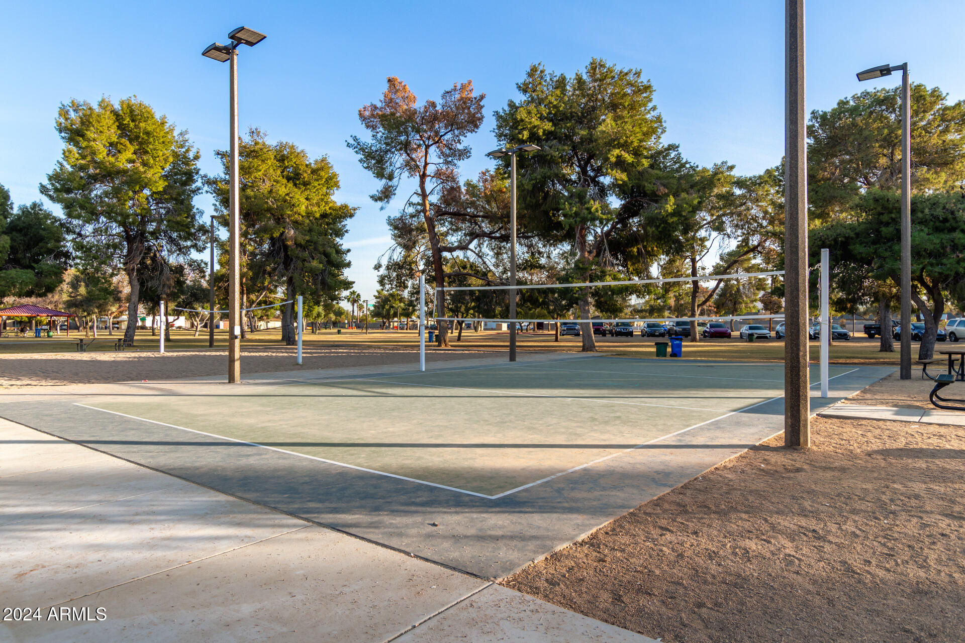 3753 E PARADISE Drive