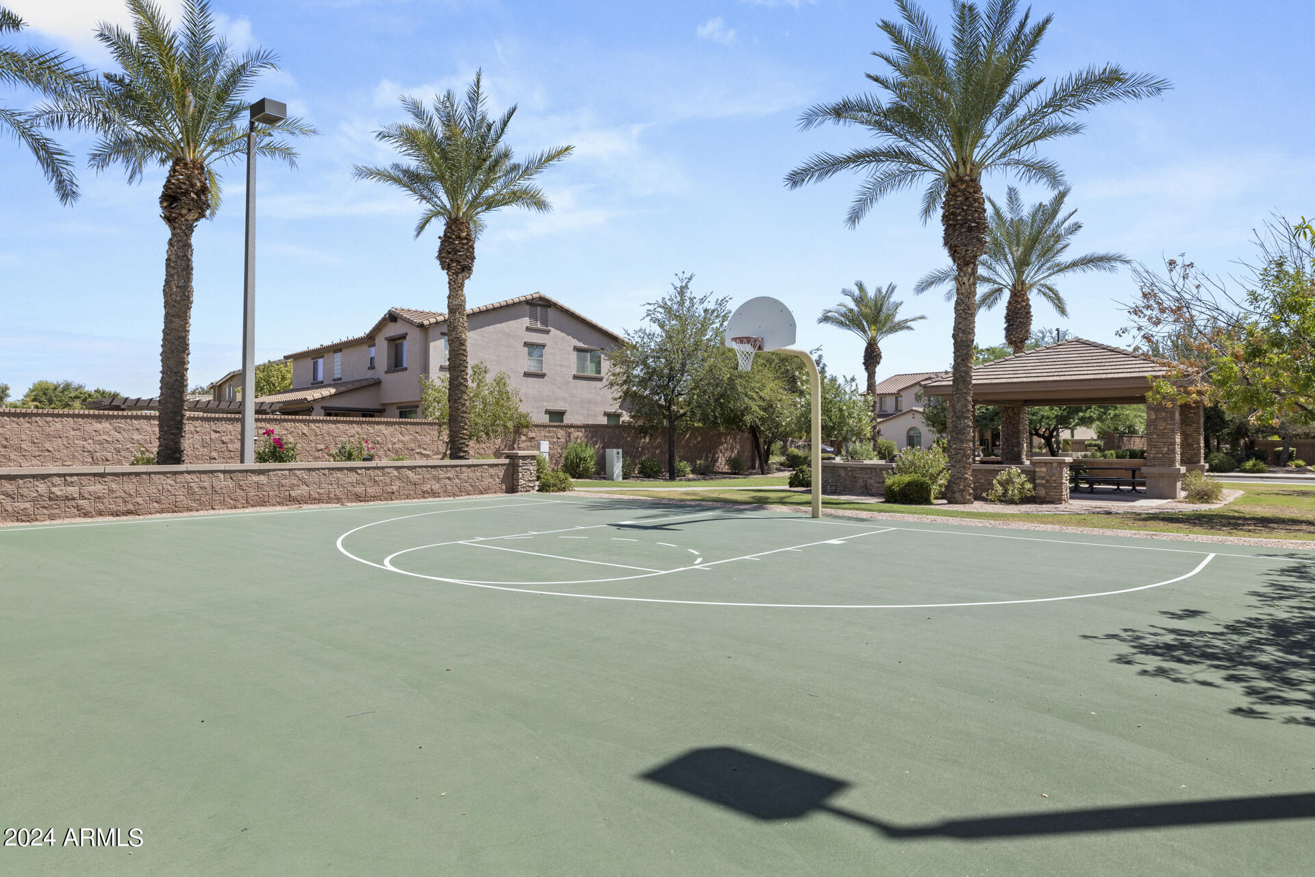 205 W BLUE RIDGE Way