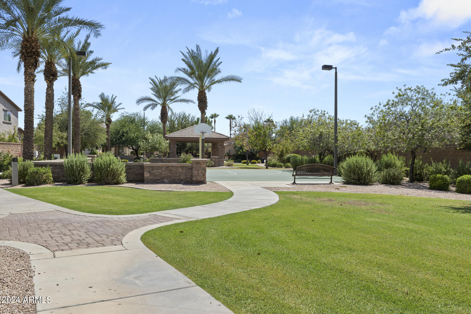 205 W BLUE RIDGE Way