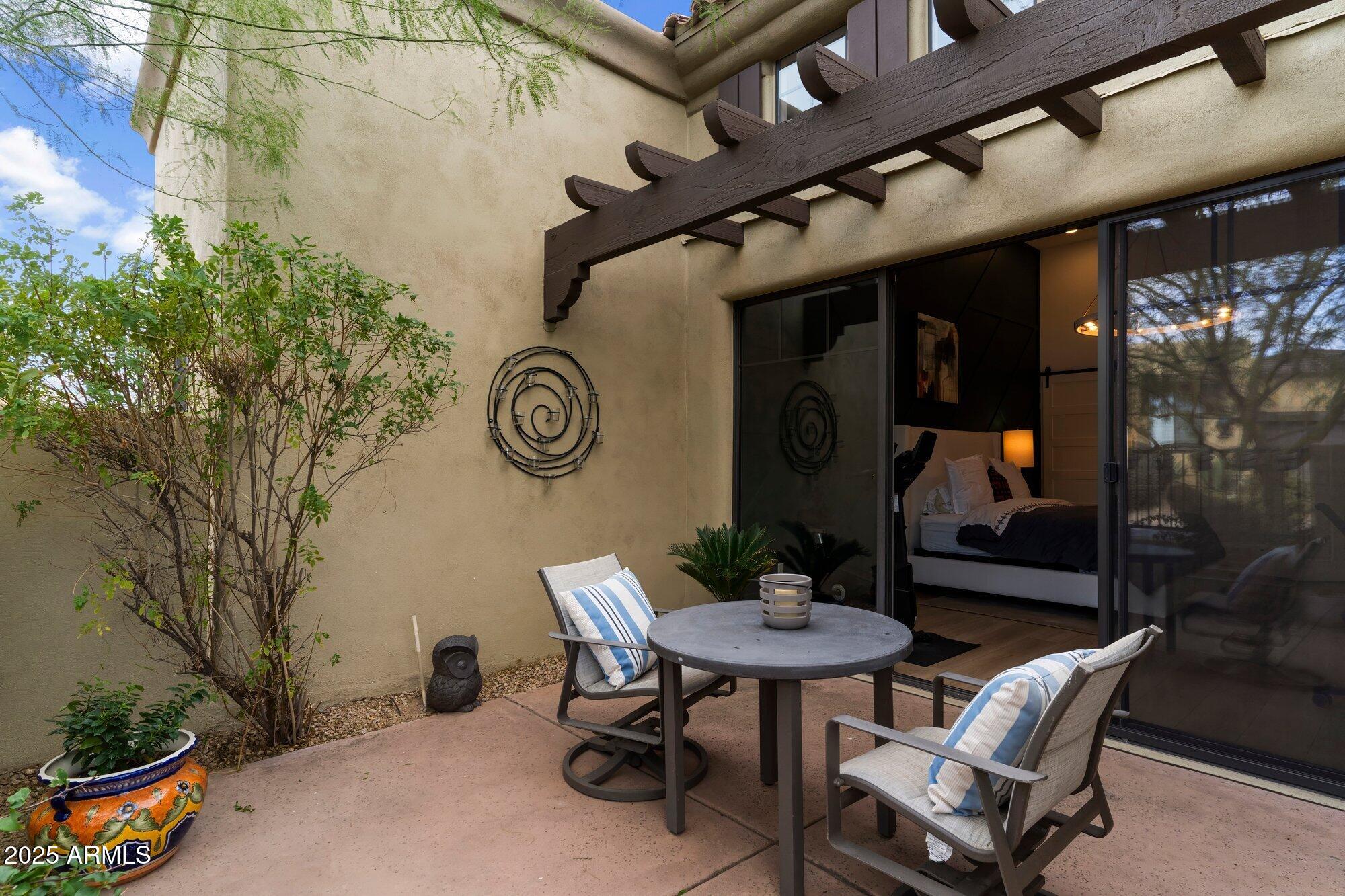 9270 E THOMPSON PEAK Parkway, 350