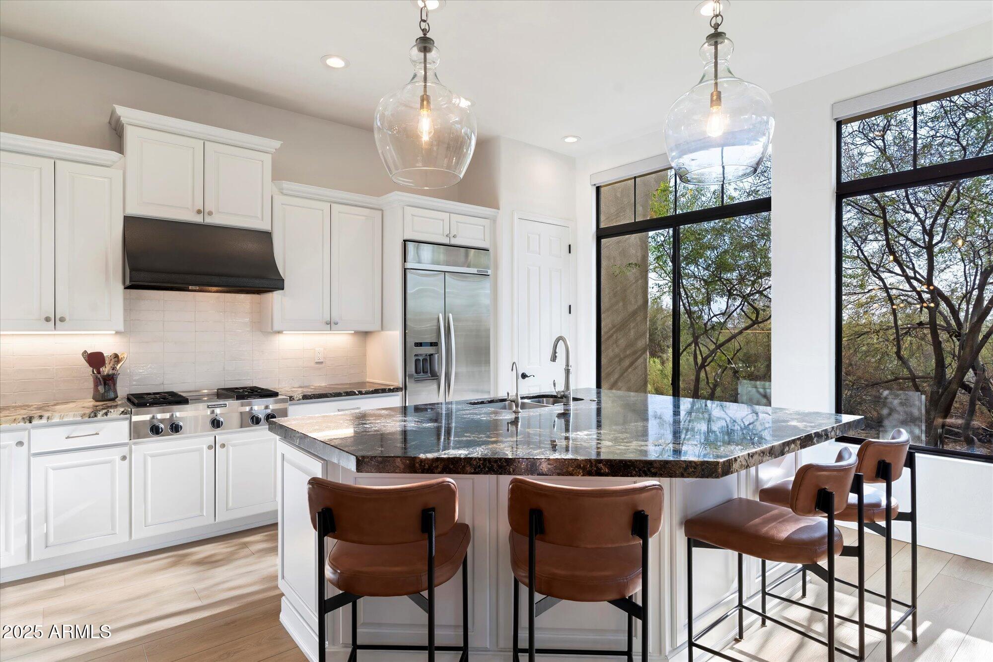 9270 E THOMPSON PEAK Parkway, 350