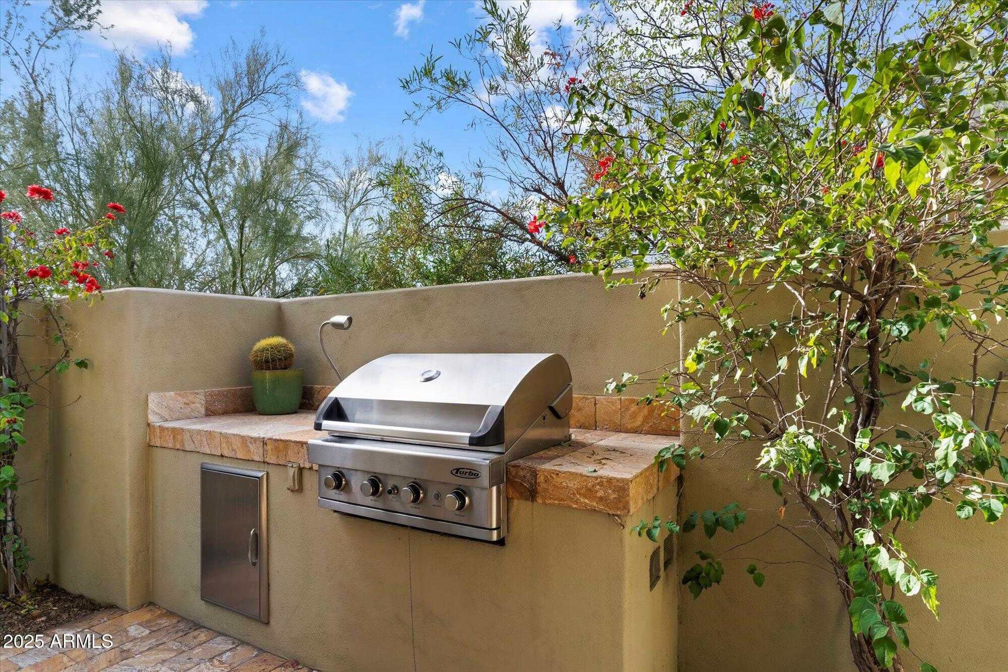 9270 E THOMPSON PEAK Parkway, 350