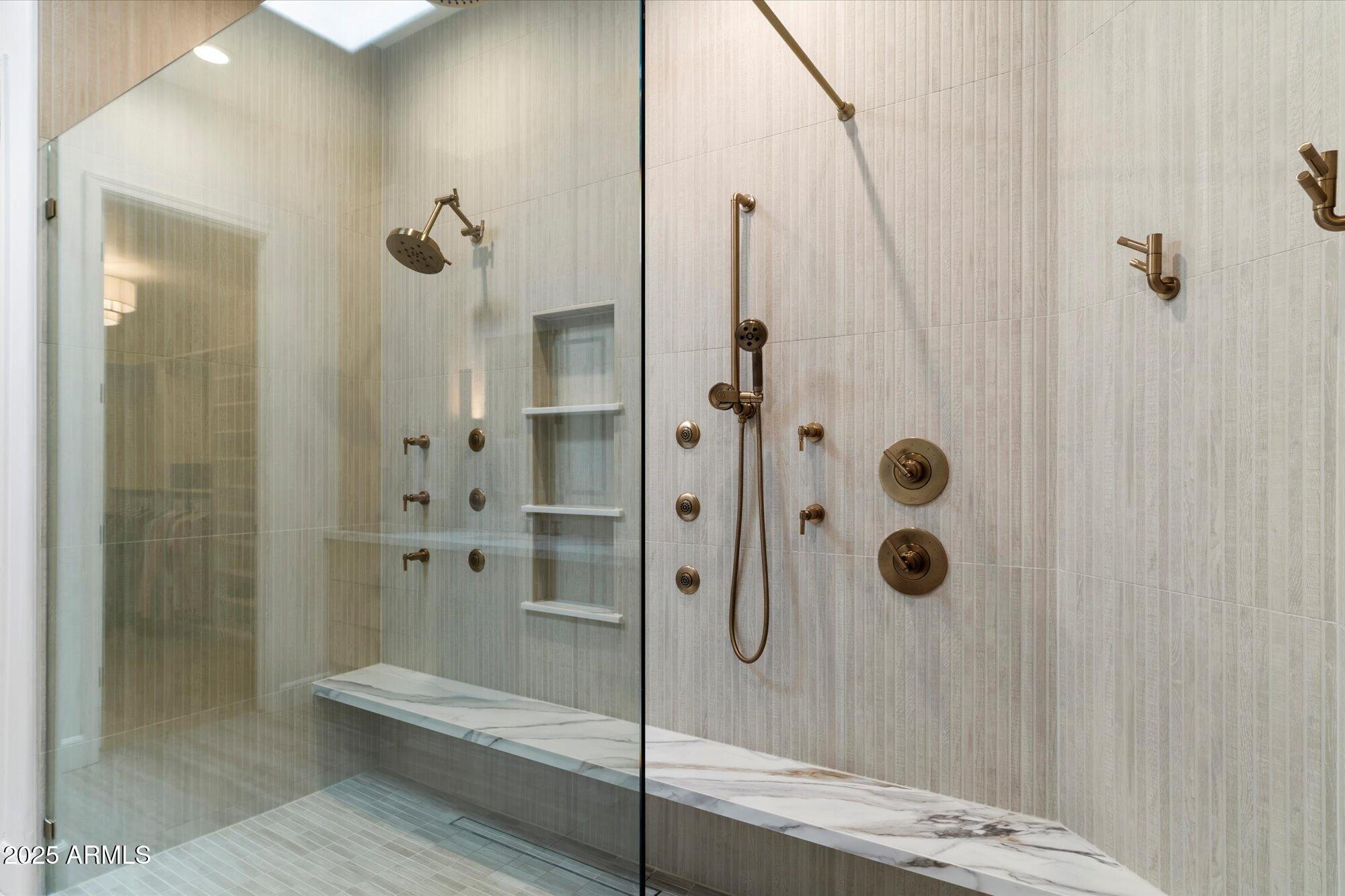 9270 E THOMPSON PEAK Parkway, 350