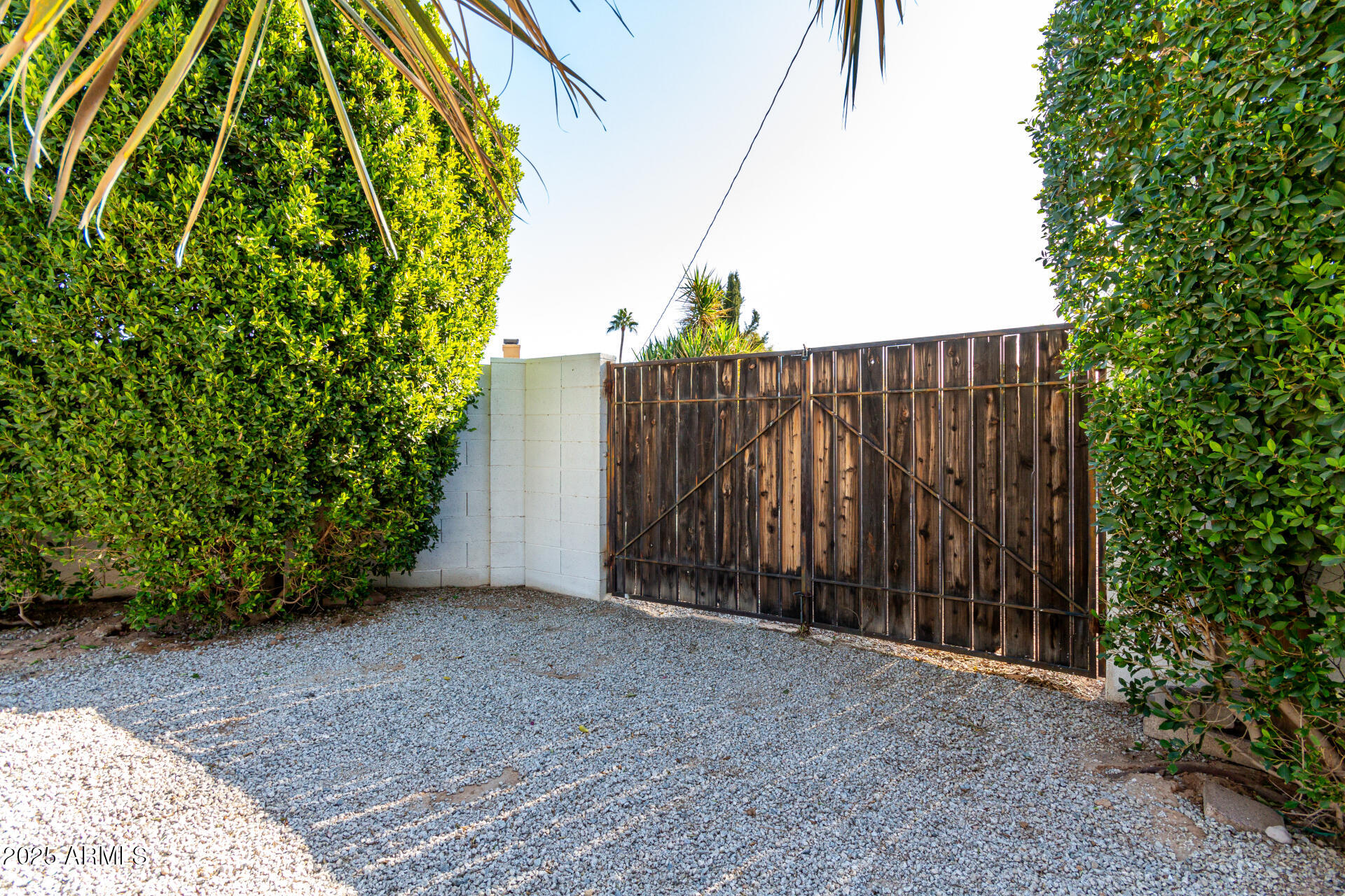 8431 E STELLA Lane, Scottsdale