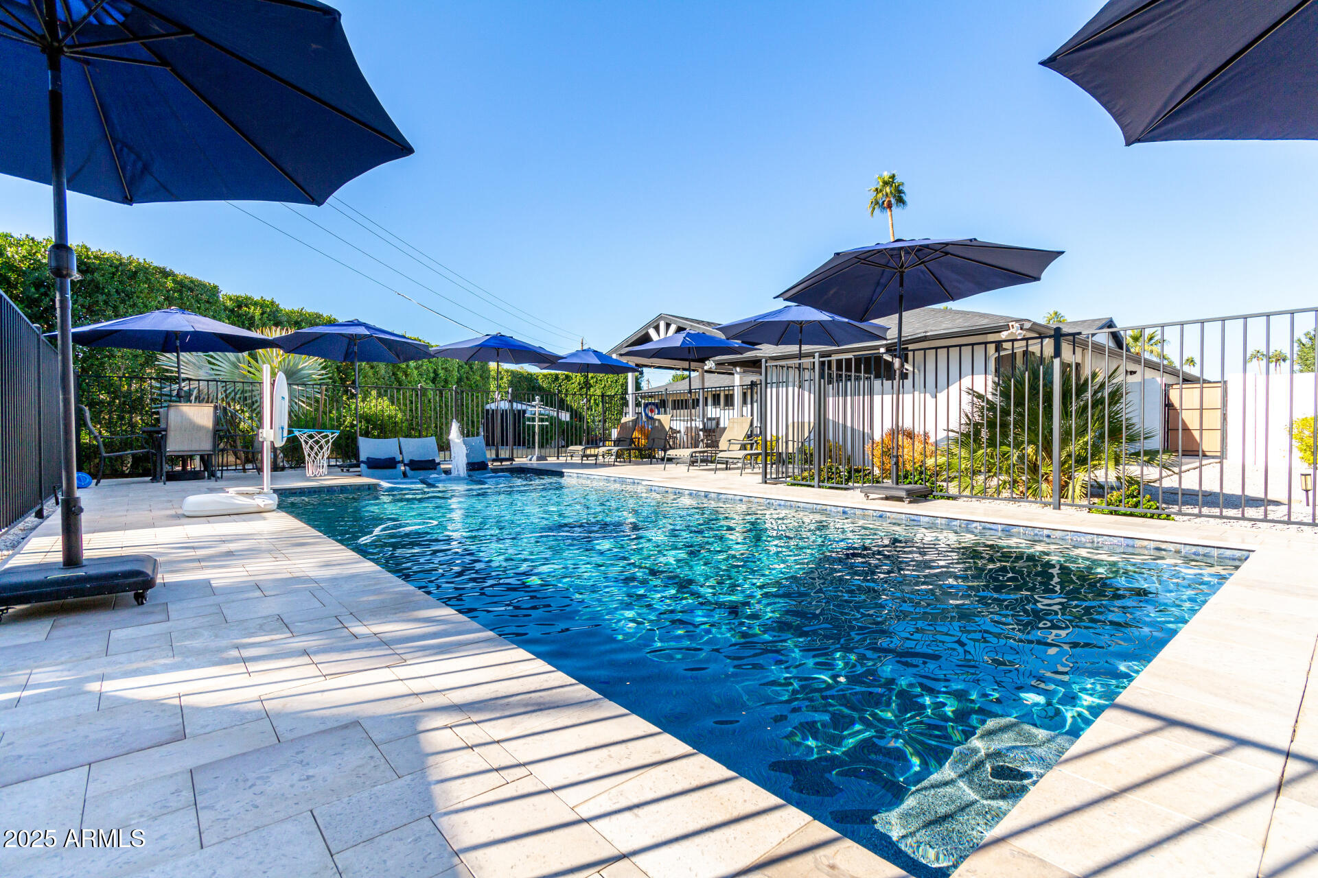 8431 E STELLA Lane, Scottsdale