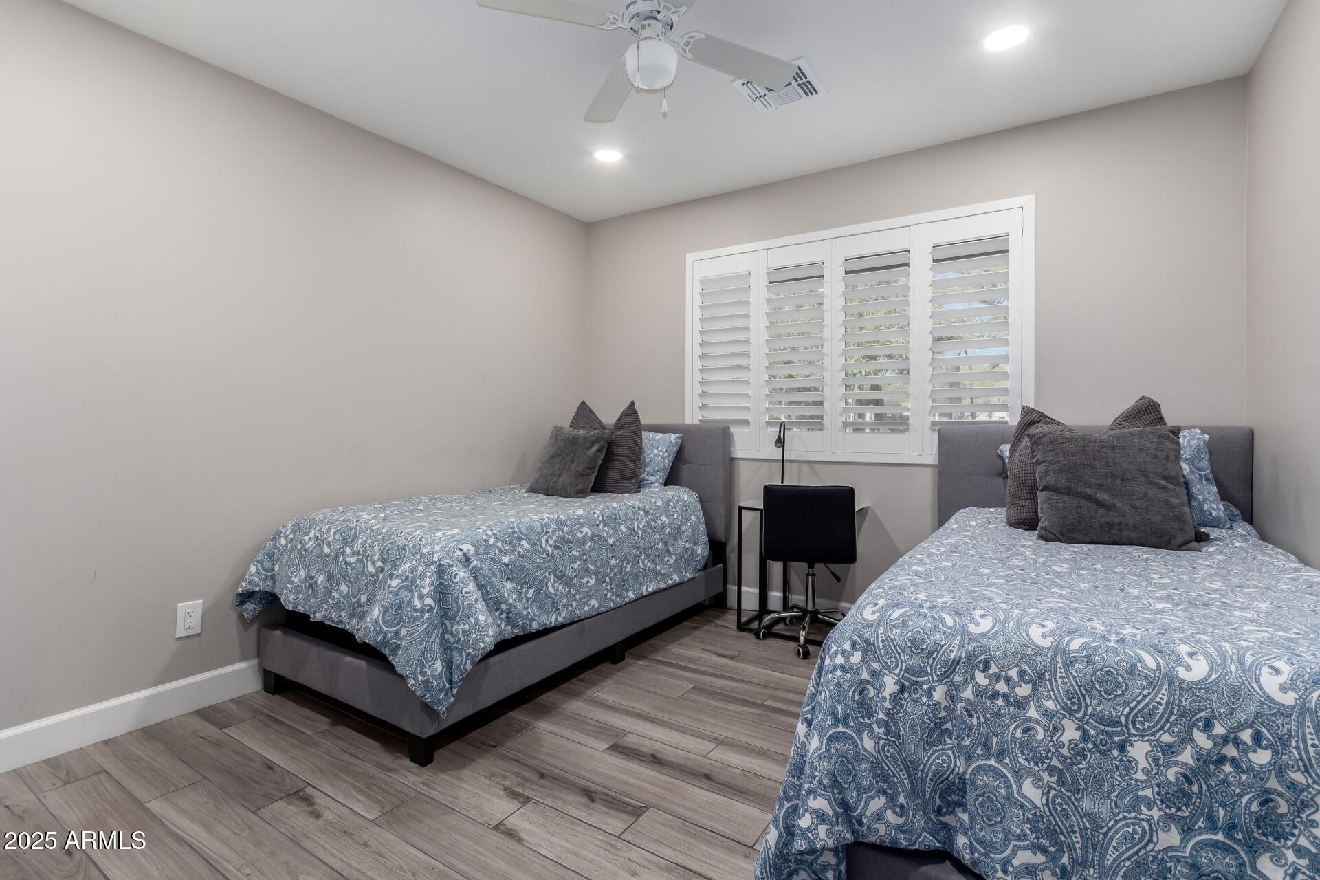 8431 E STELLA Lane, Scottsdale