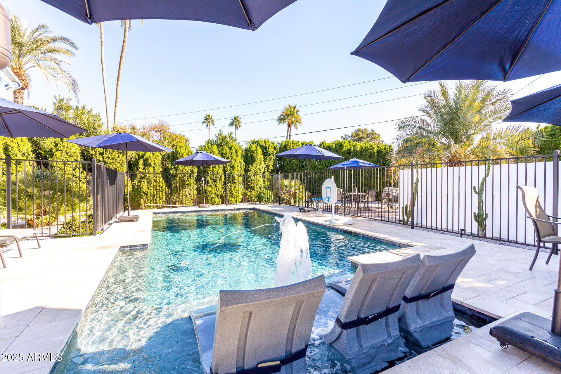 8431 E STELLA Lane, Scottsdale