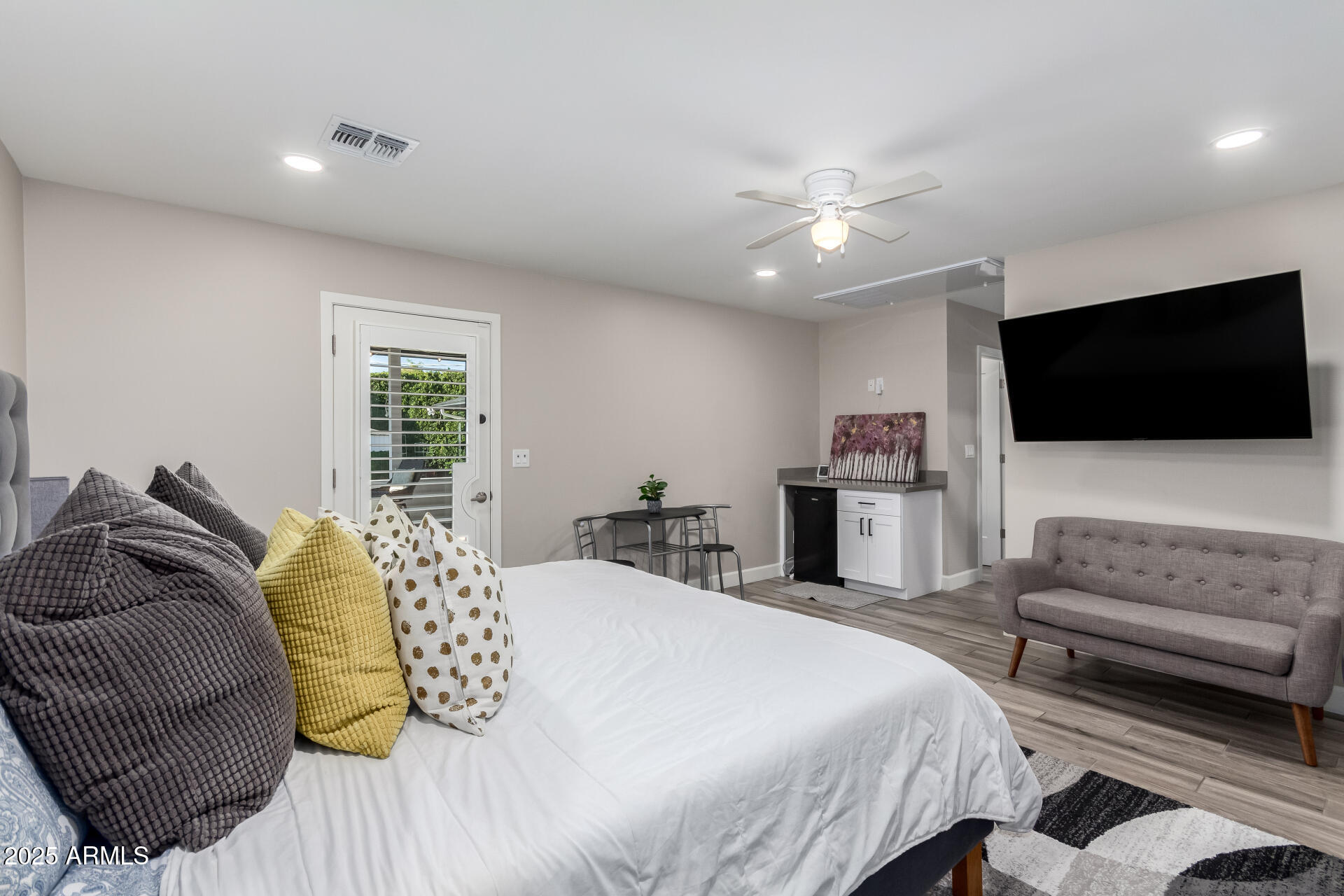 8431 E STELLA Lane, Scottsdale