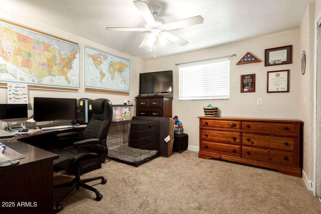 3213 N 41ST Place