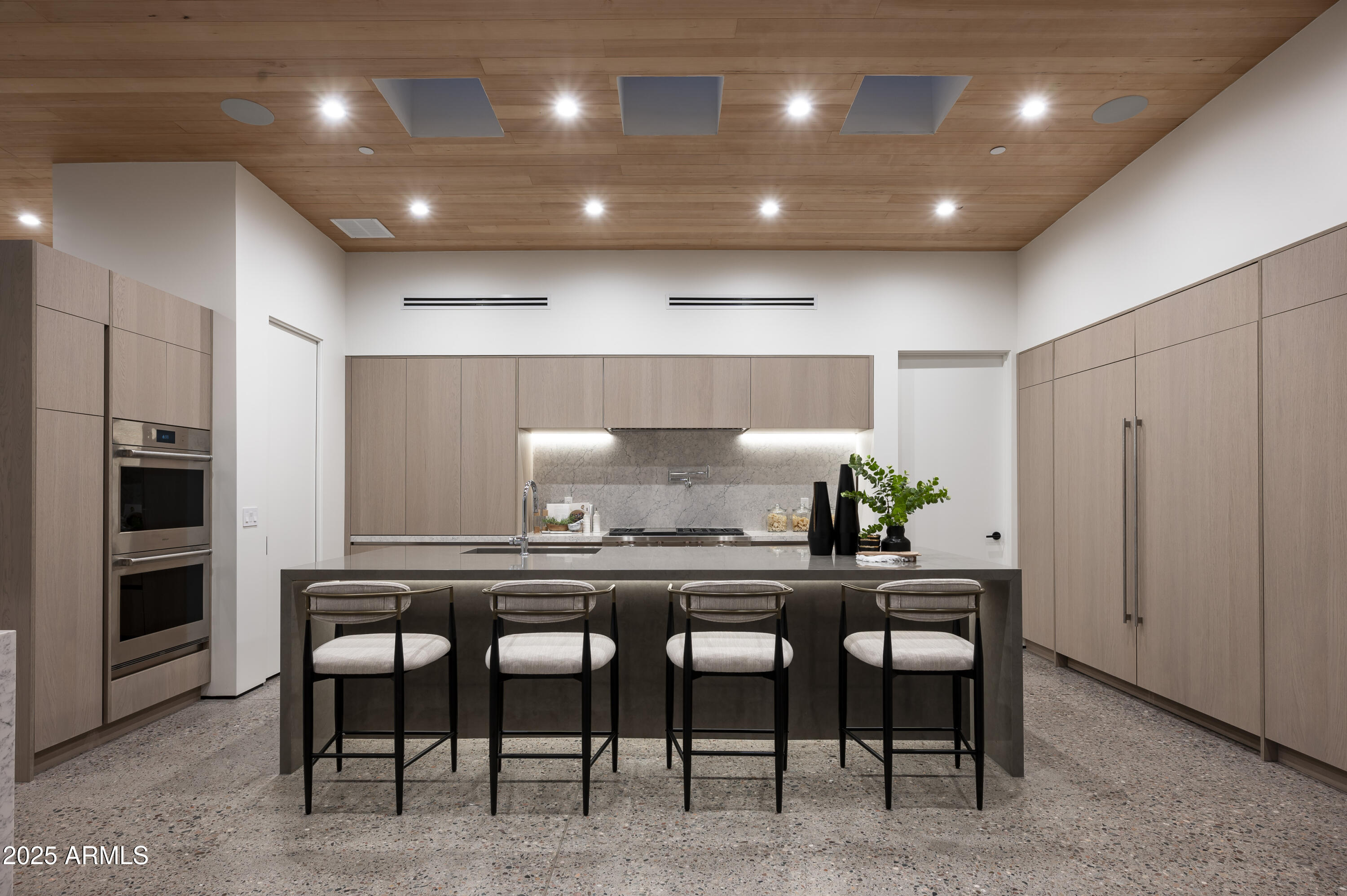 9332 E LA POSADA Court