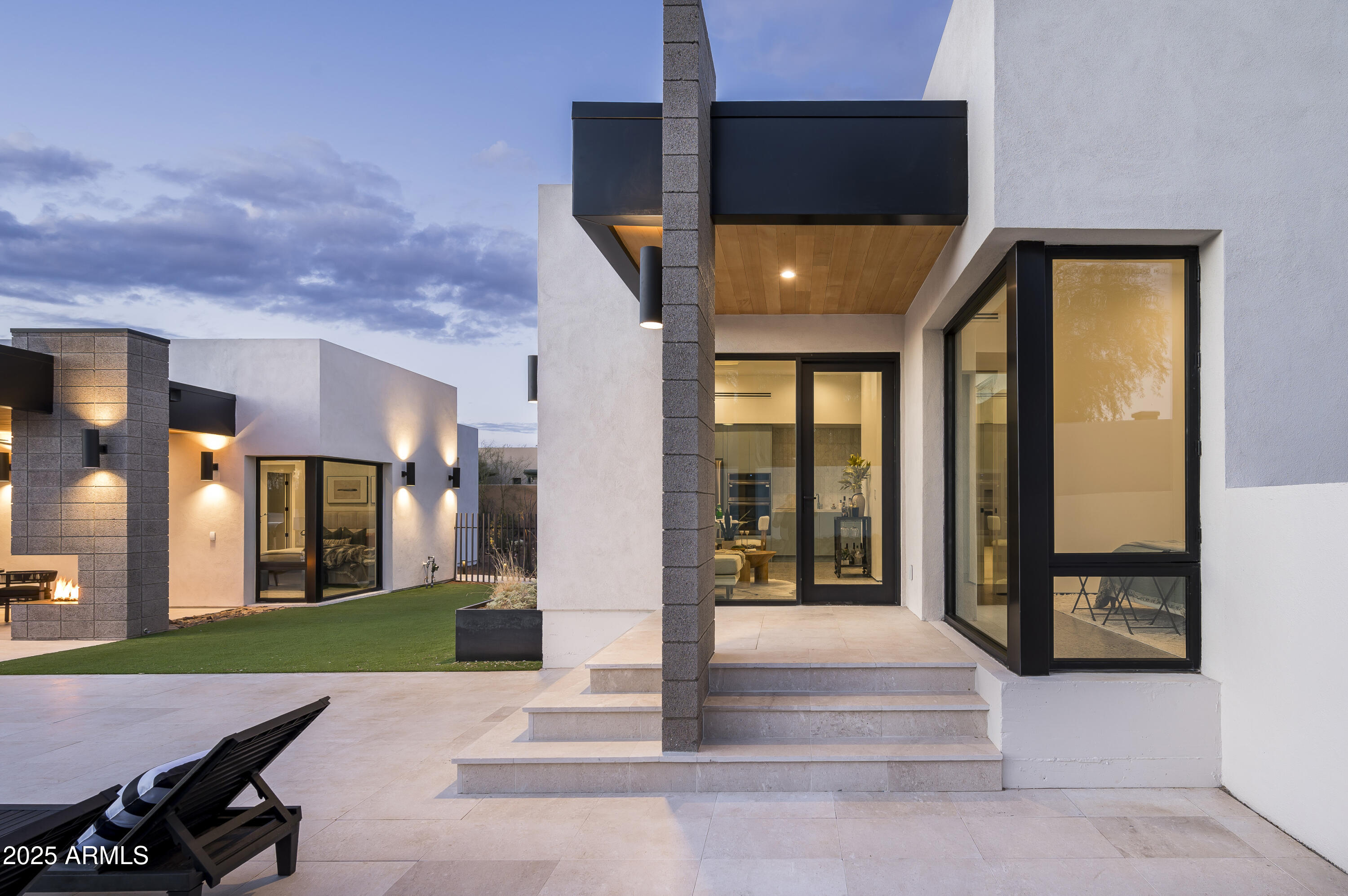 9332 E LA POSADA Court