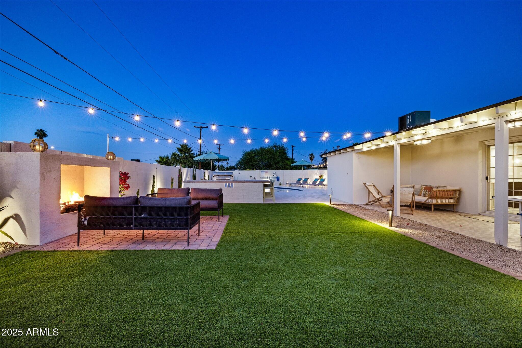 8640 E DIANNA Drive