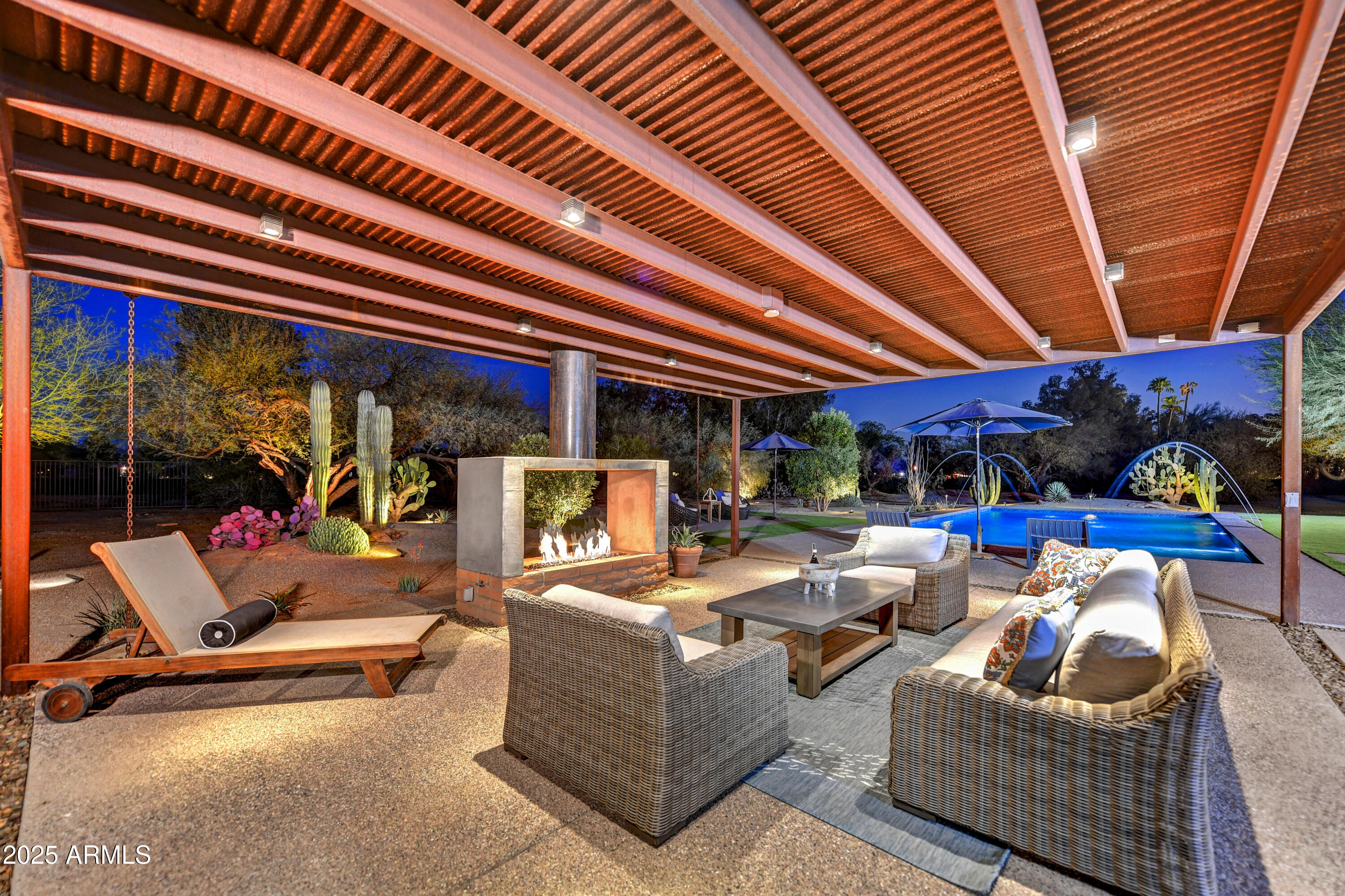 11801 N SUNDOWN Drive