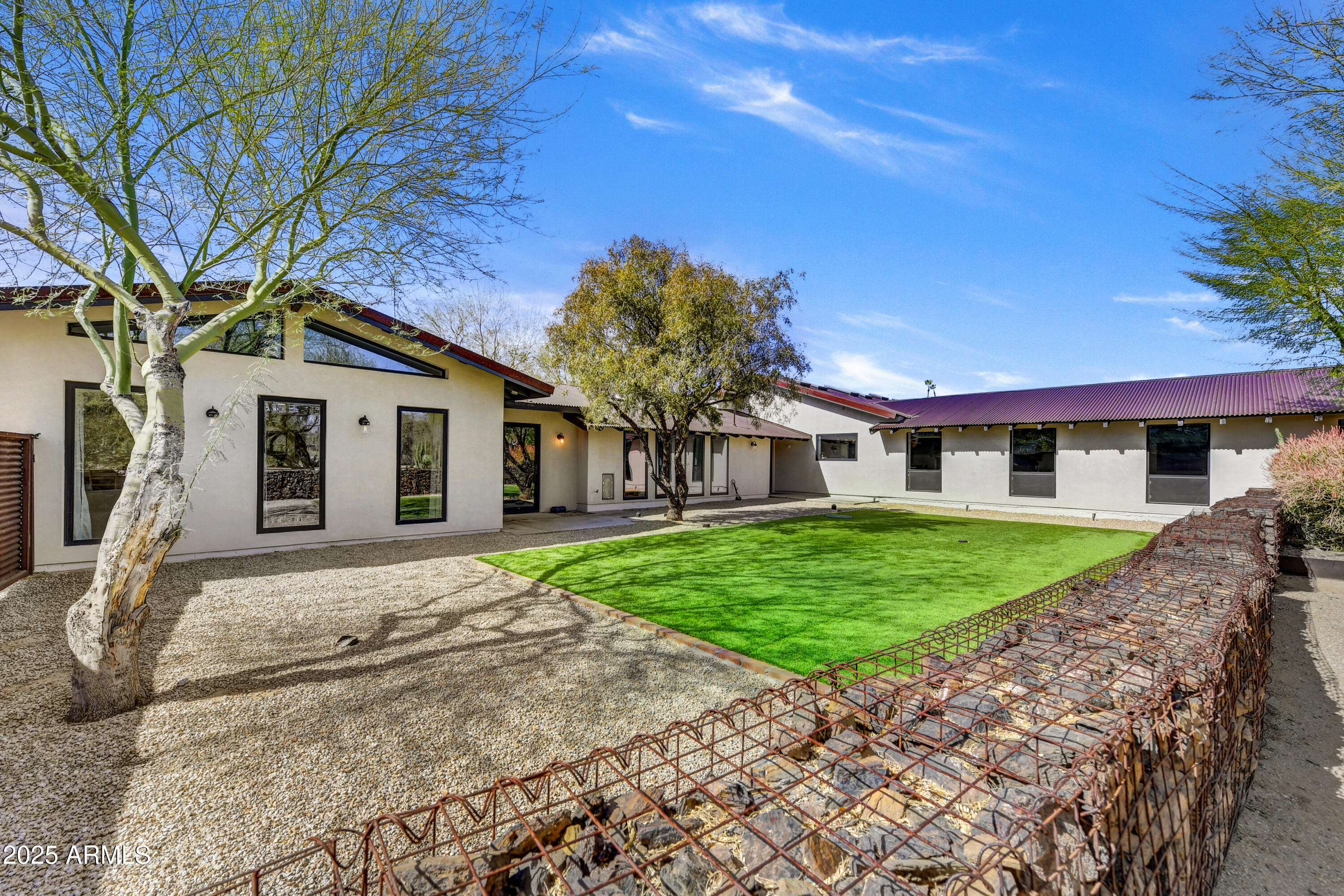 11801 N SUNDOWN Drive