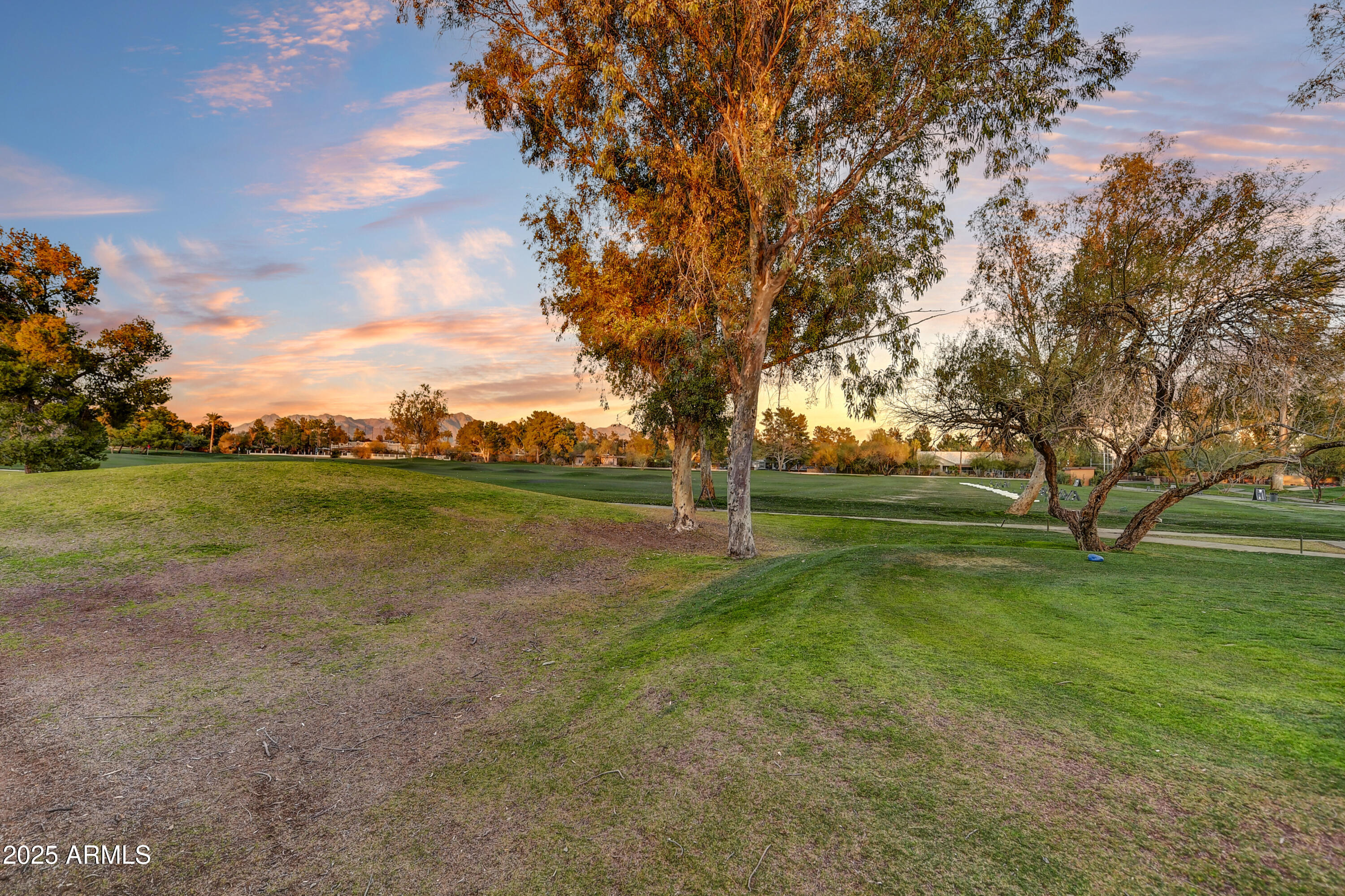 11801 N SUNDOWN Drive