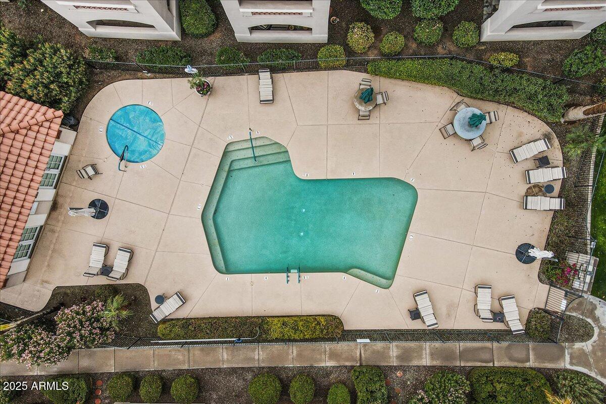 8653 E ROYAL PALM Road, 1006