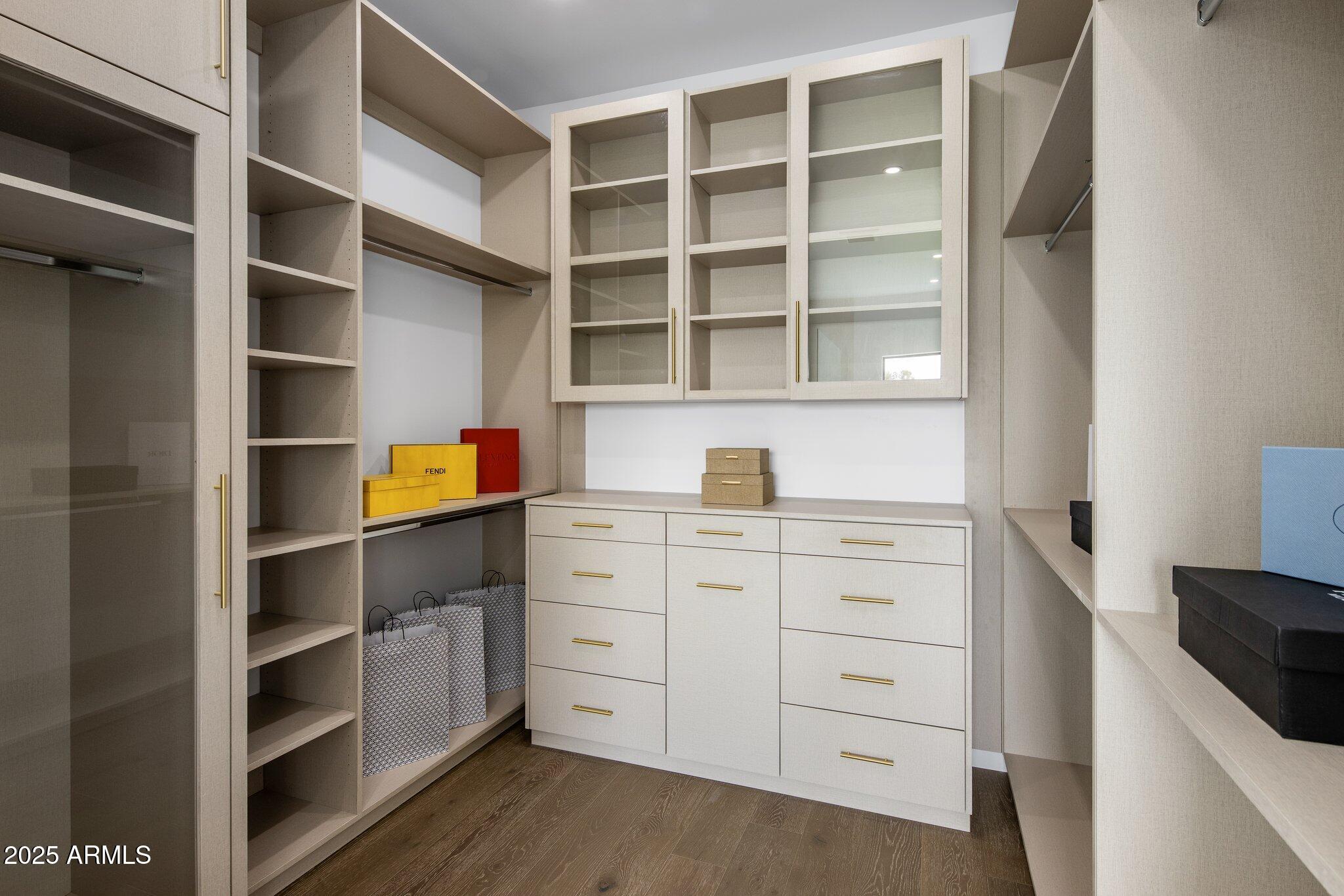 6439 E EUGIE Terrace